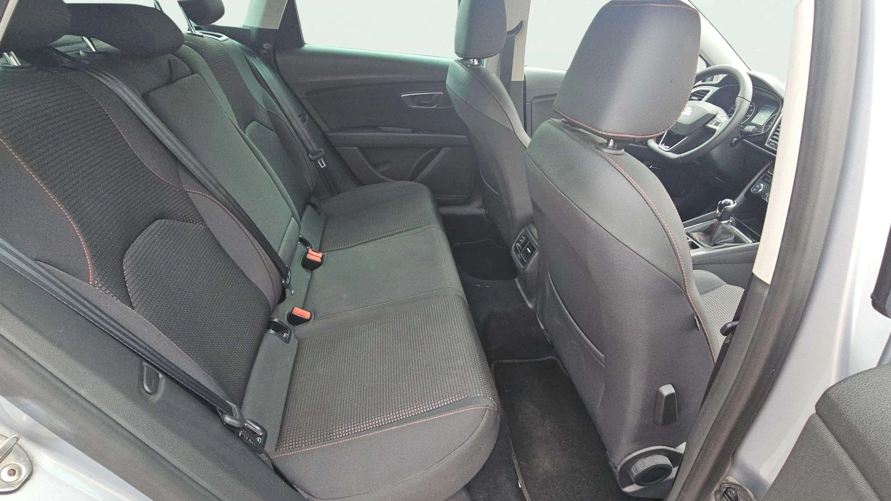 SEAT León 1.4 TSI FR - foto 17
