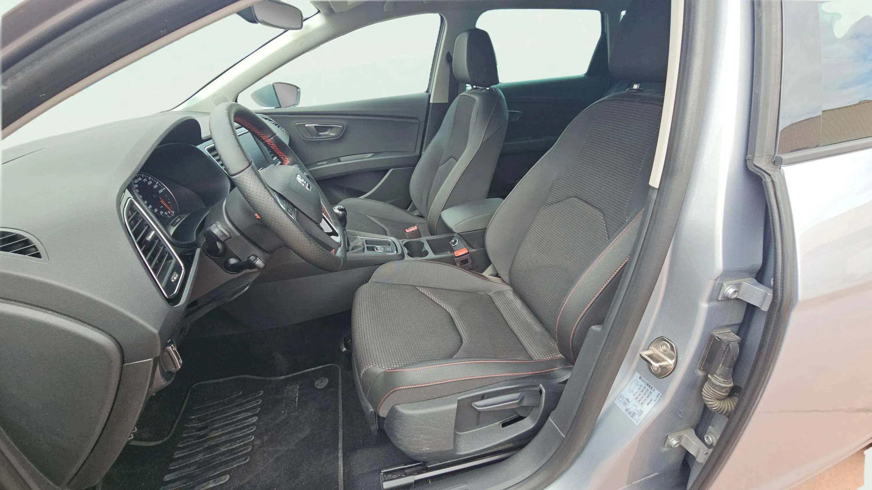 SEAT León 1.4 TSI FR - foto 22