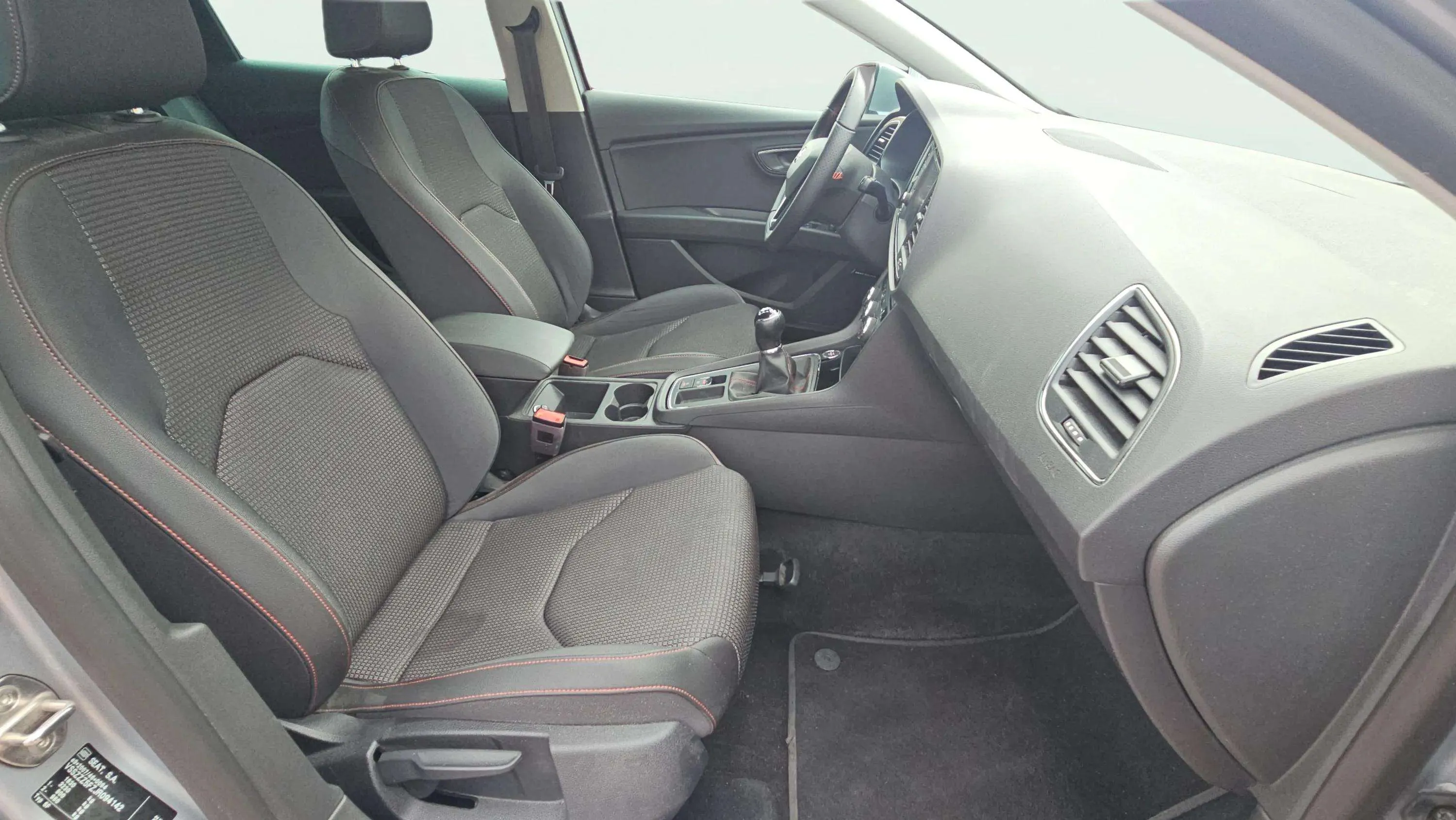 SEAT León 1.4 TSI FR - foto 16