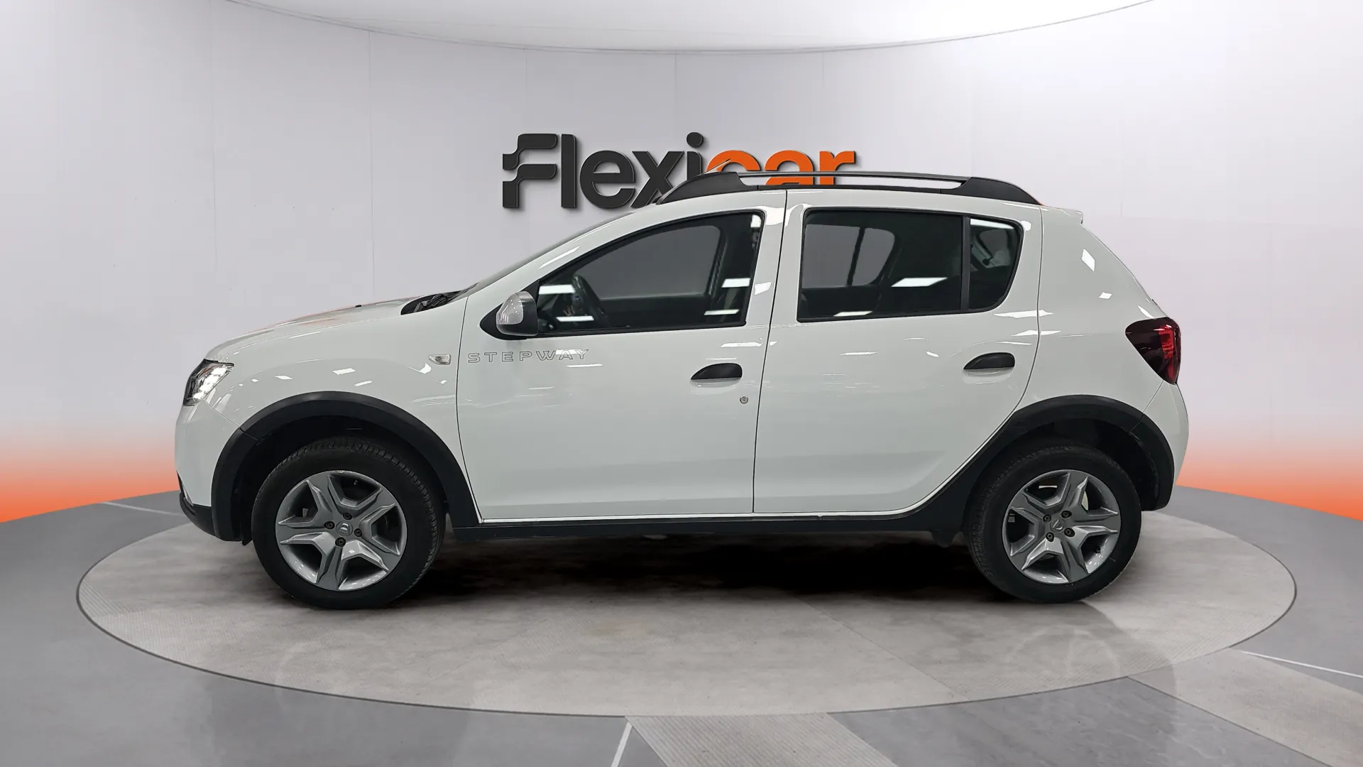Dacia Sandero Stepway Comfort TCe - foto 3