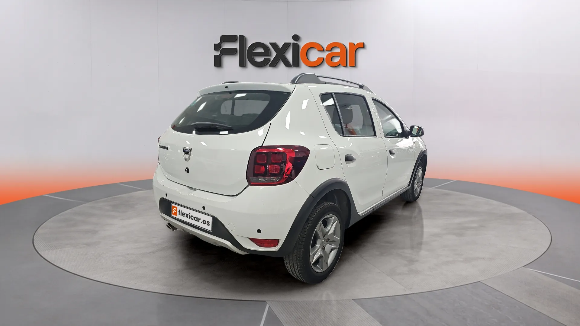 Dacia Sandero Stepway Comfort TCe - foto 8