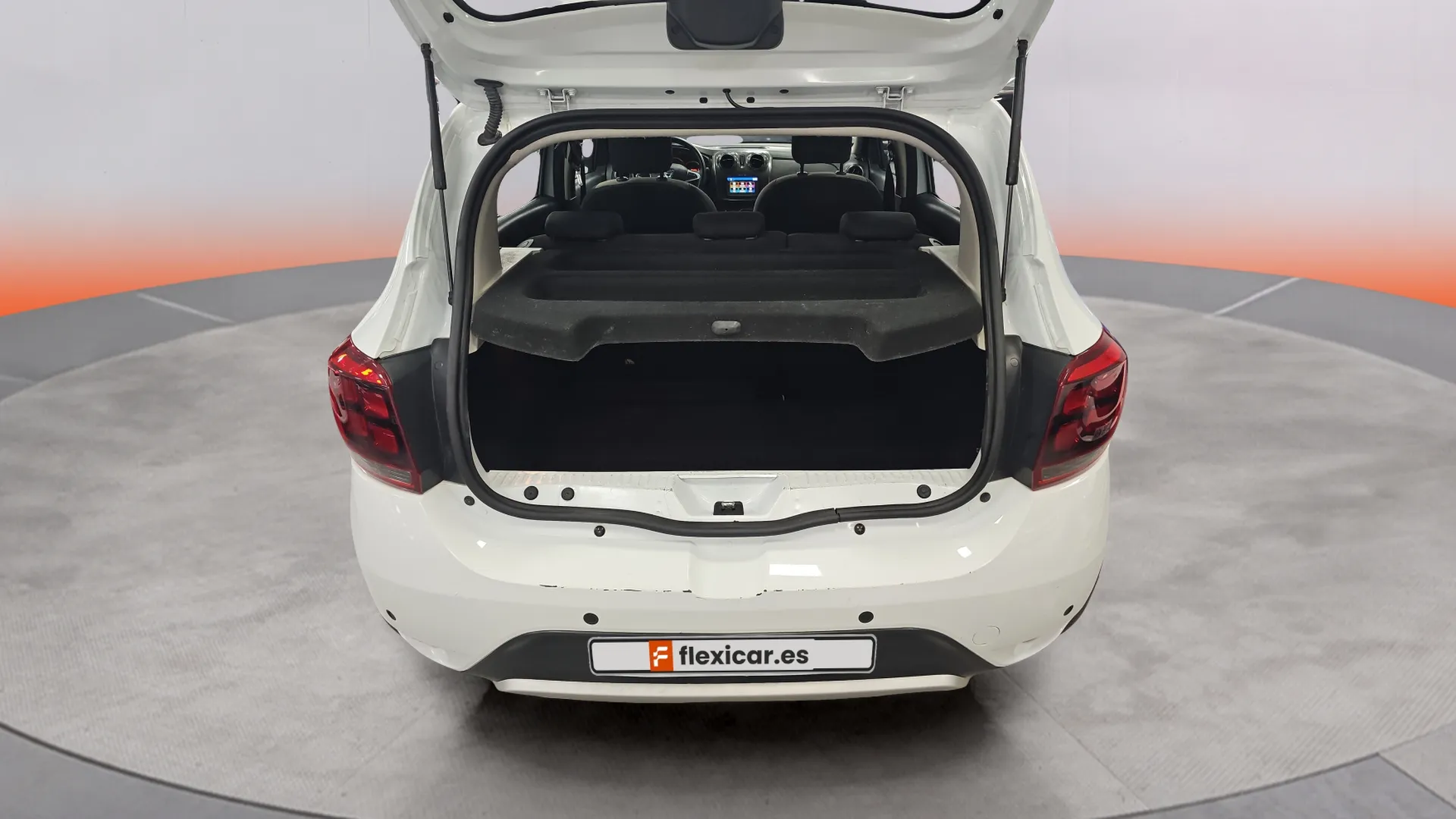 Dacia Sandero Stepway Comfort TCe - foto 16