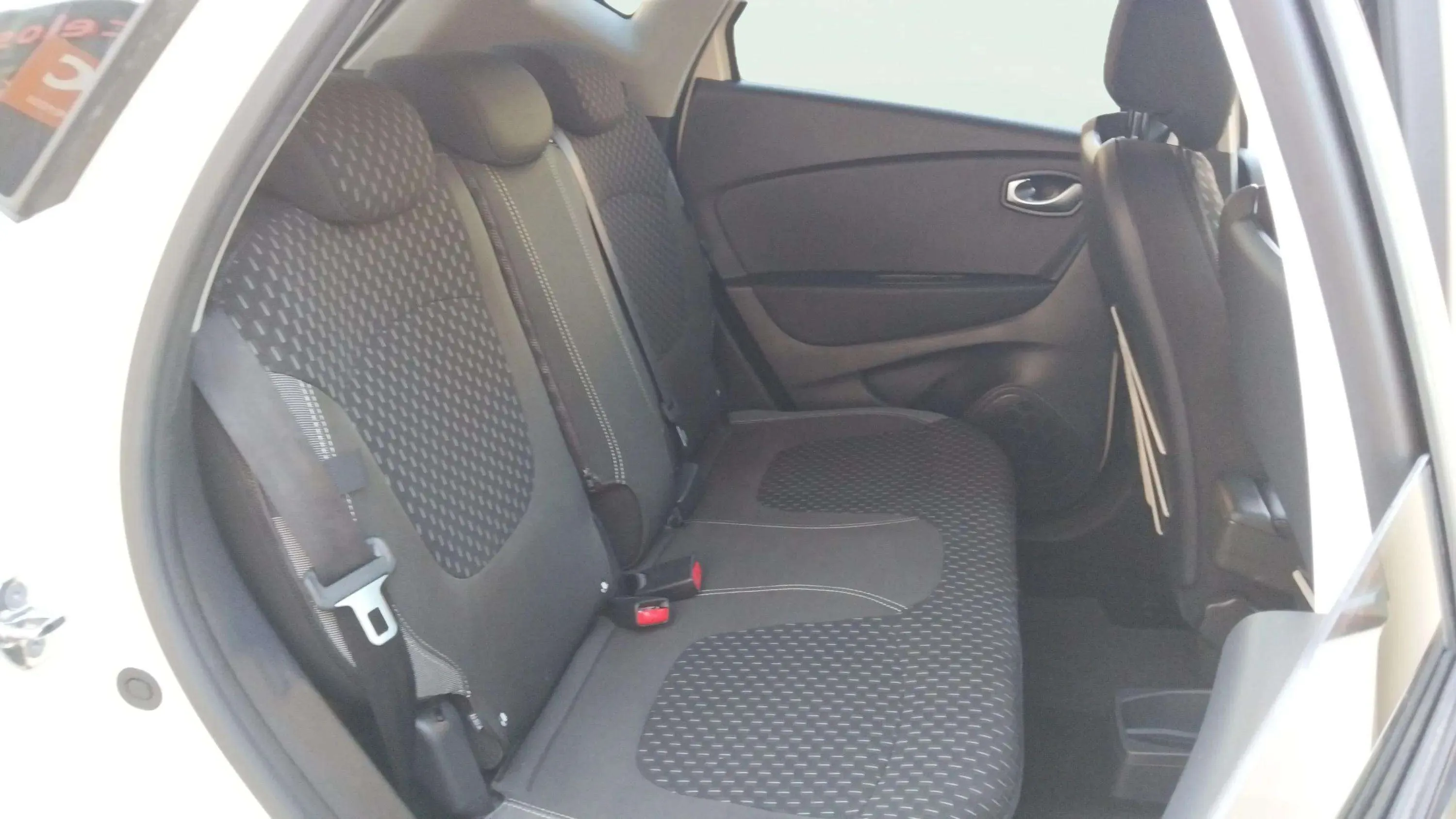 Renault Captur Intens TCe 90 - foto 23