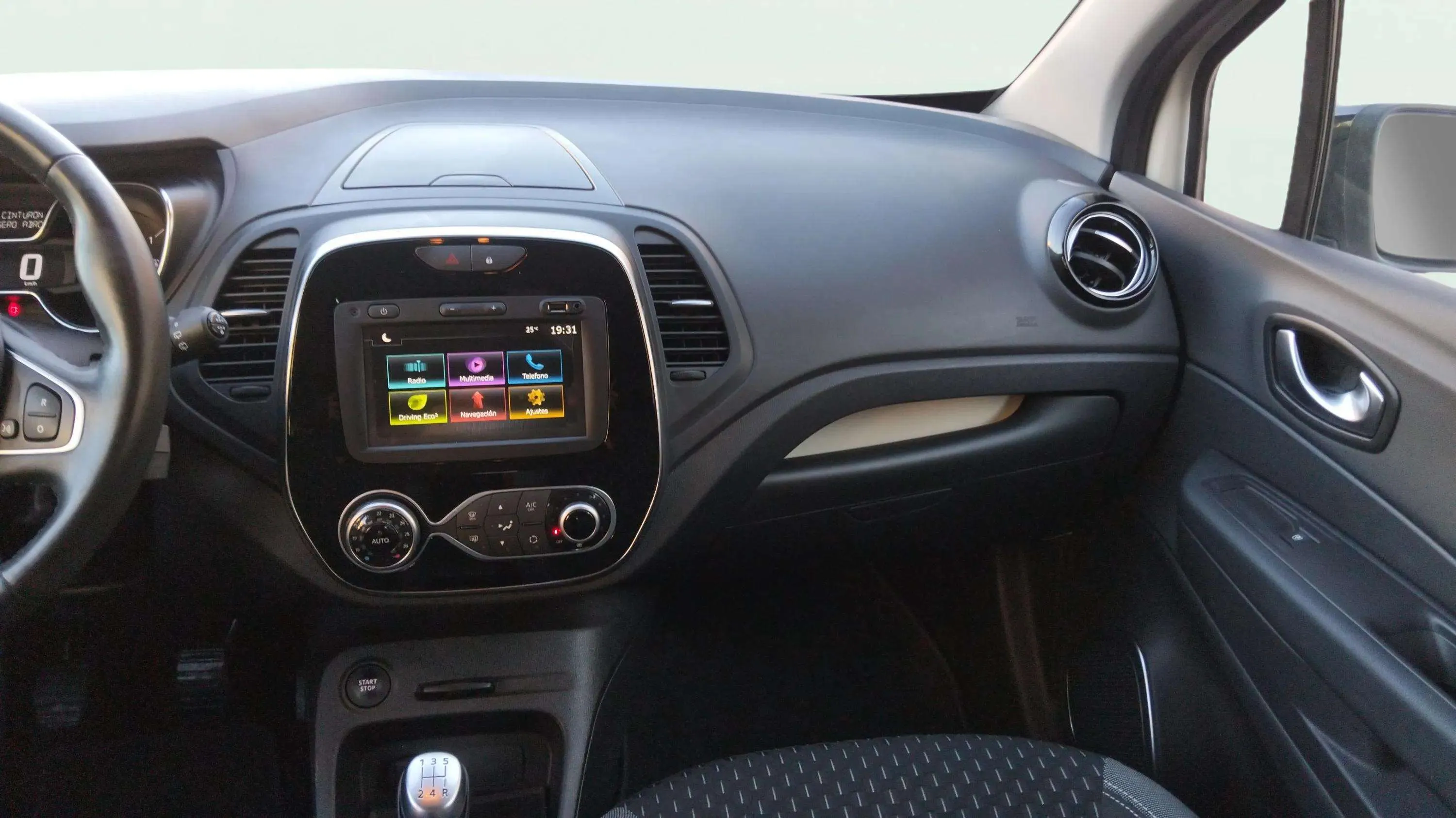 Renault Captur Intens TCe 90 - foto 16