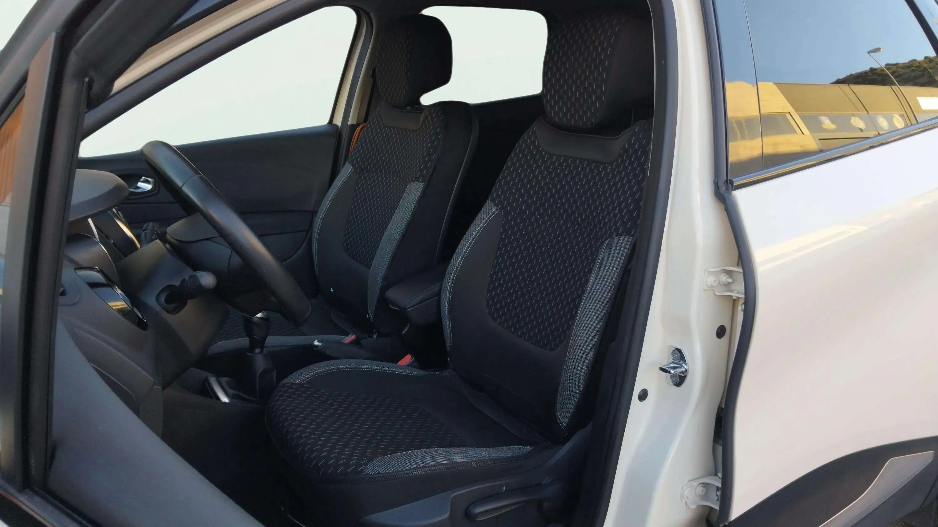 Renault Captur Intens TCe 90 - foto 21