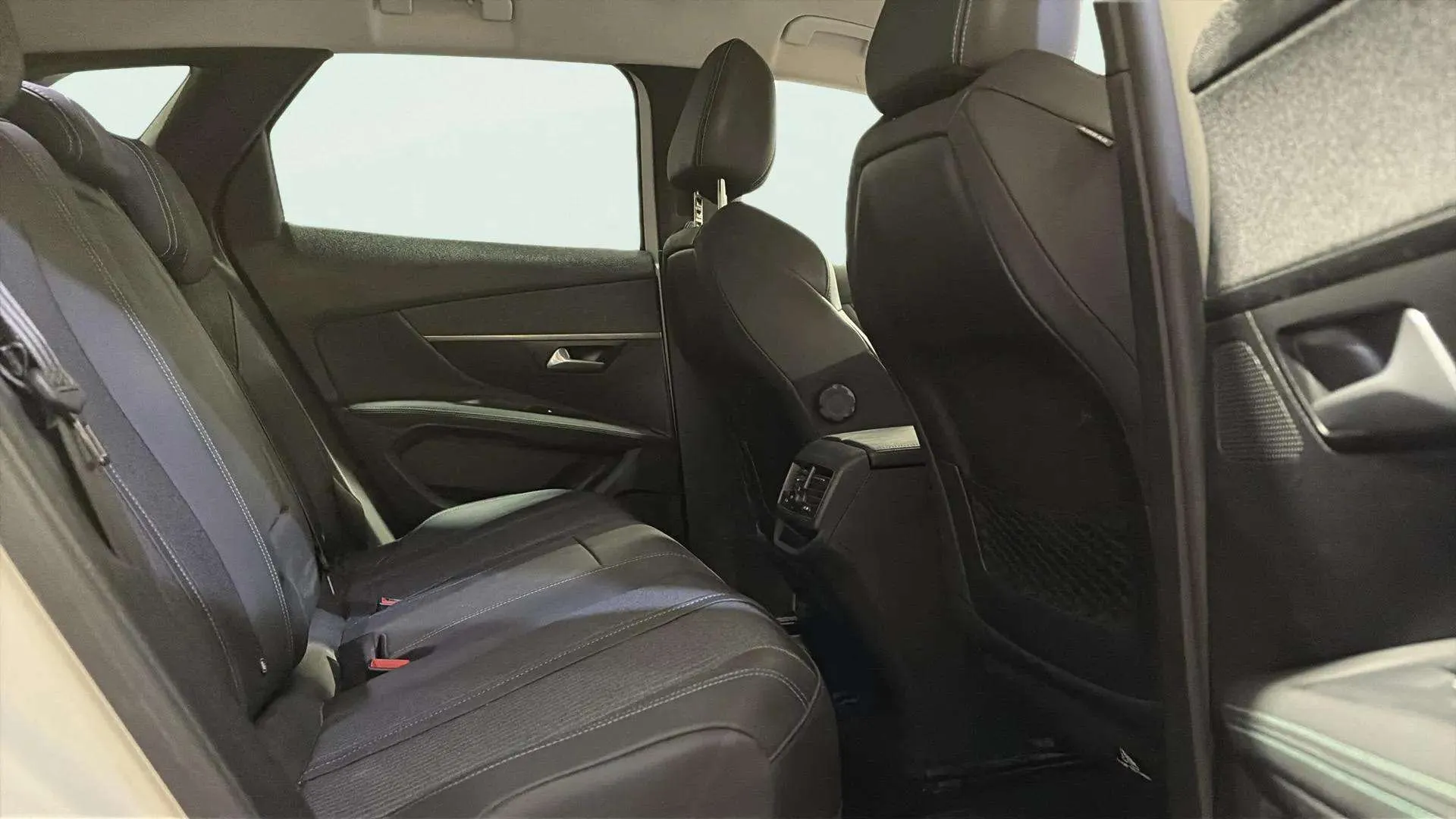 Peugeot 3008 225 e-EAT8 Allure Pack - foto 14