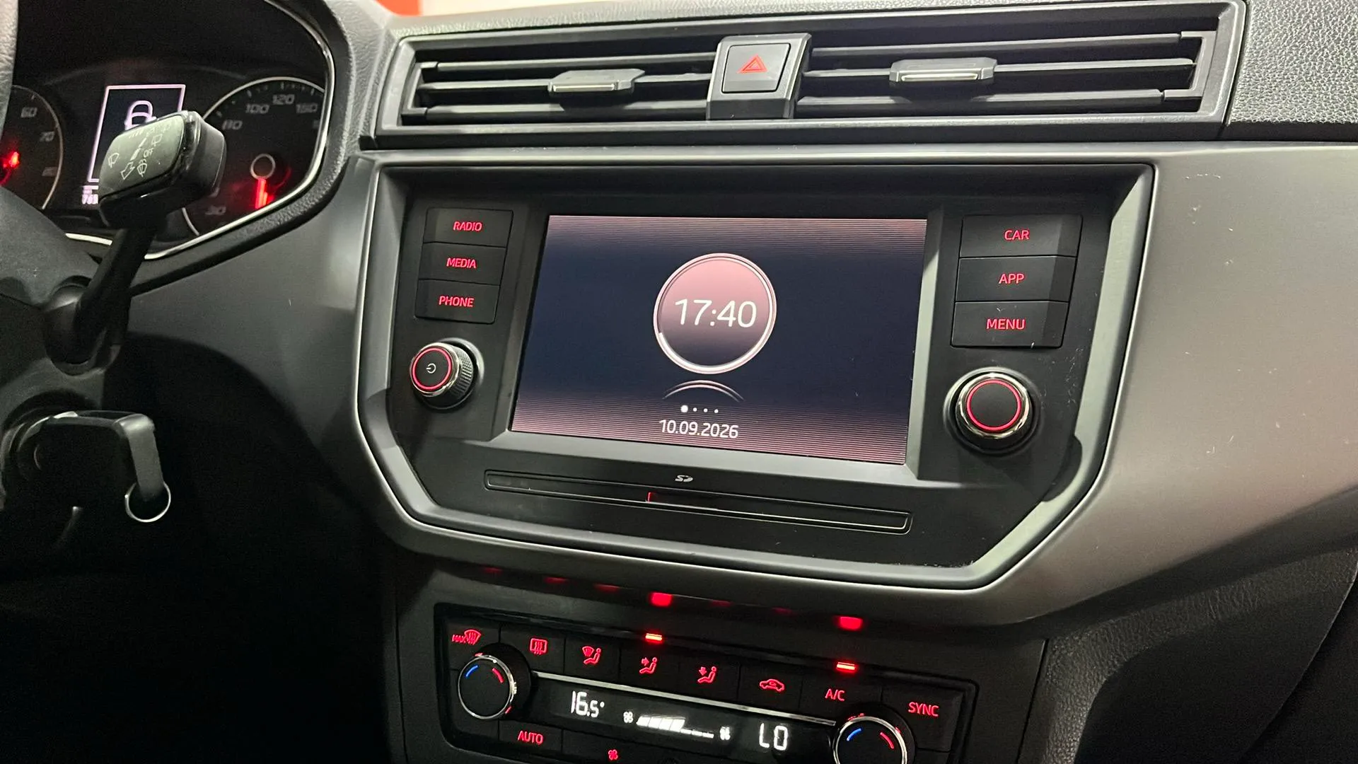 SEAT Ibiza 1.0 Reference - foto 12
