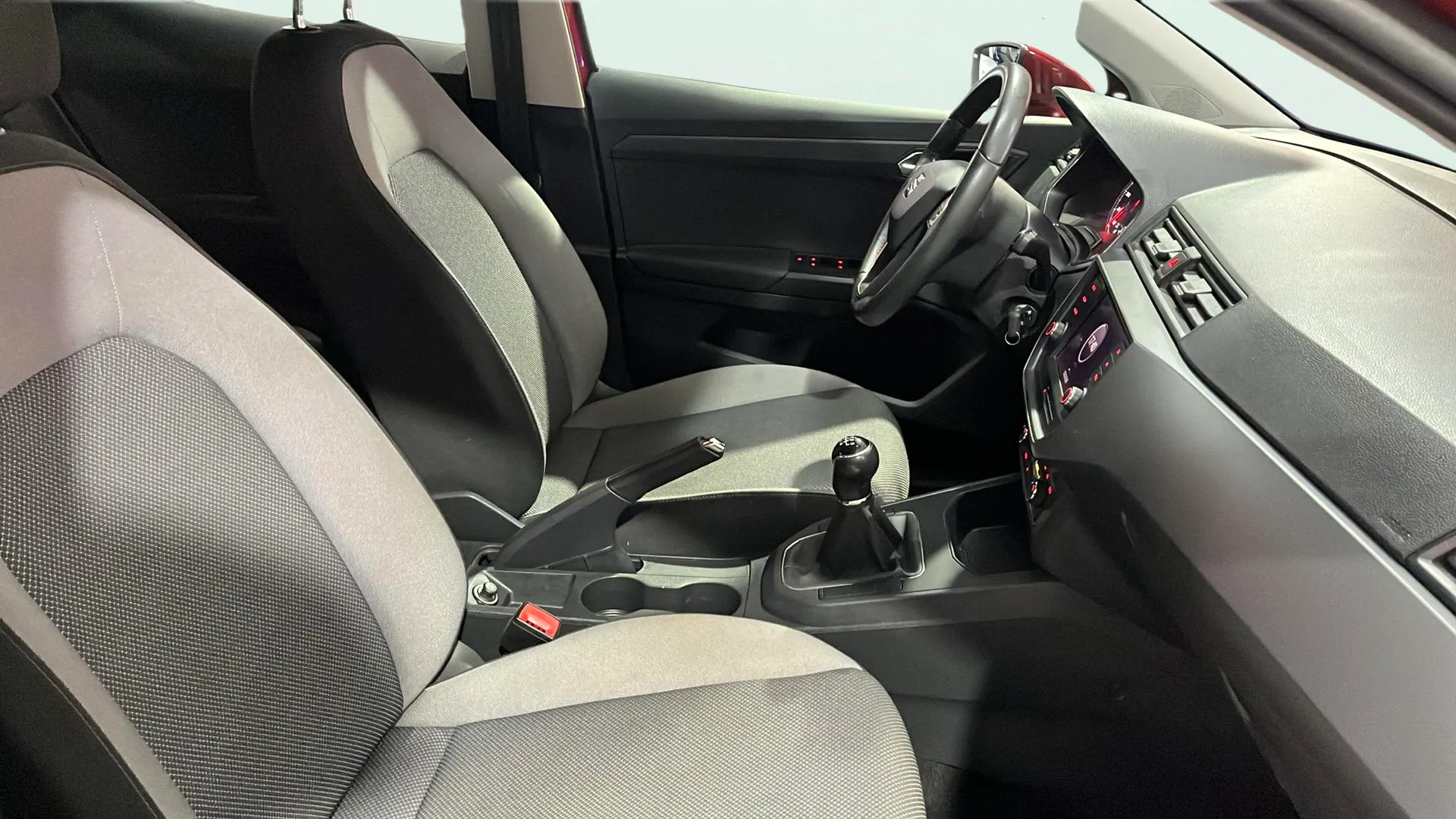 SEAT Ibiza 1.0 Reference - foto 16