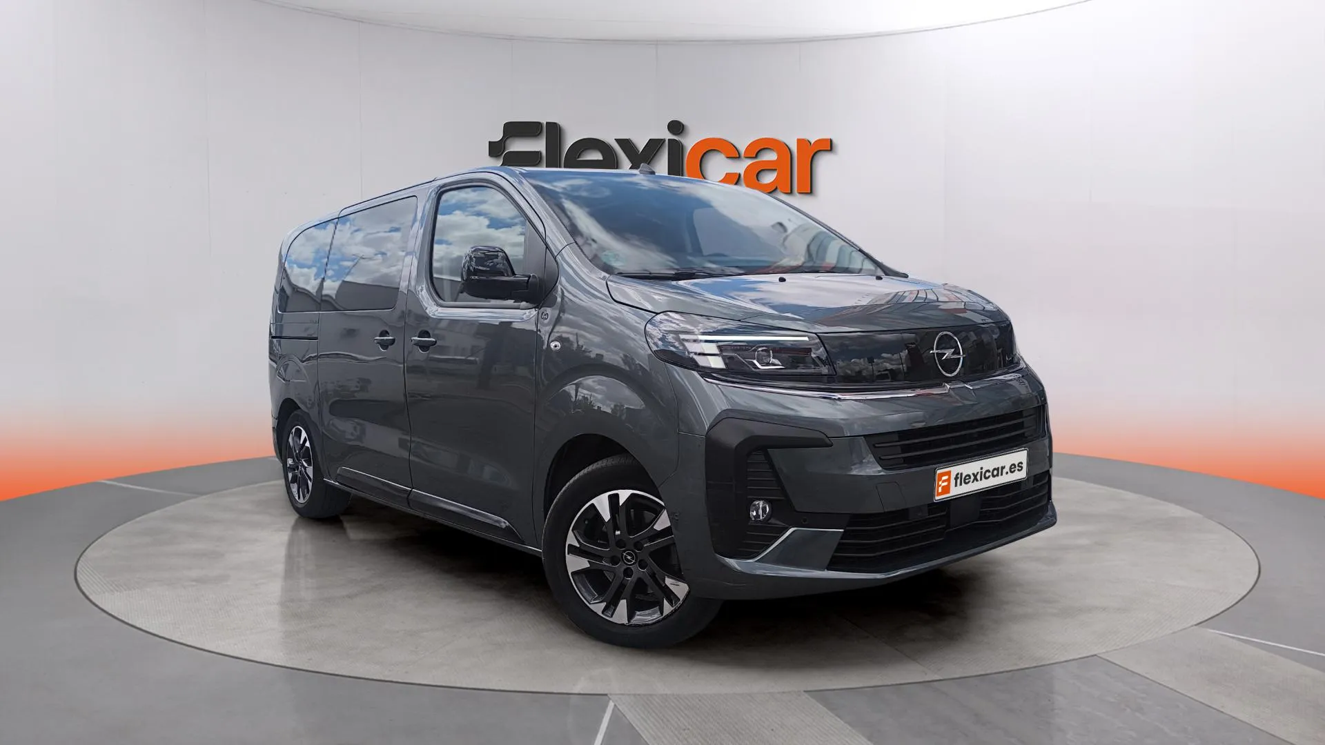 Opel Zafira 2.0 TD XL - foto 1