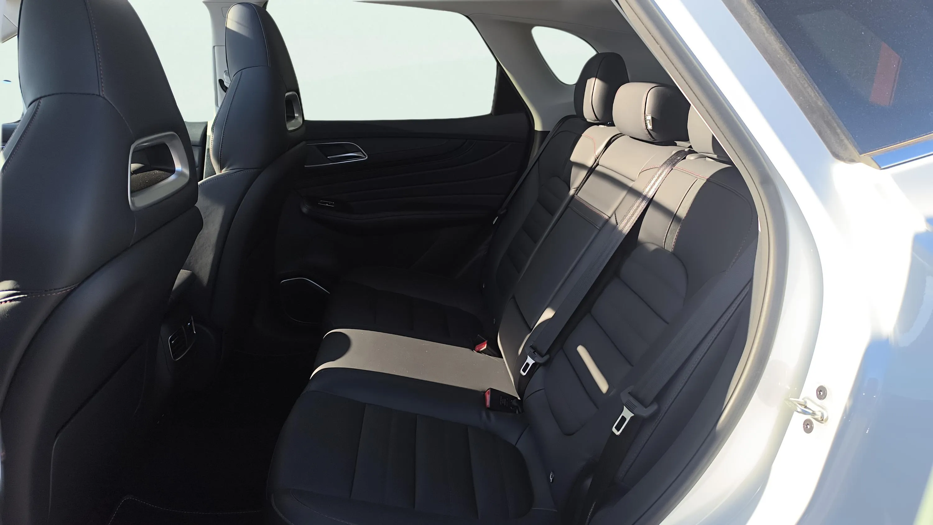 MG HS 1.5T-GDI PHEV Luxury - foto 14