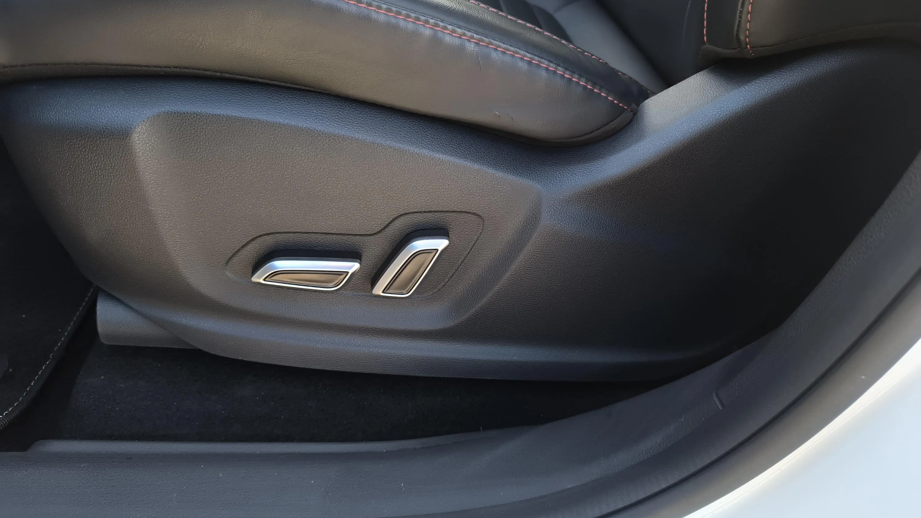 MG HS 1.5T-GDI PHEV Luxury - foto 20