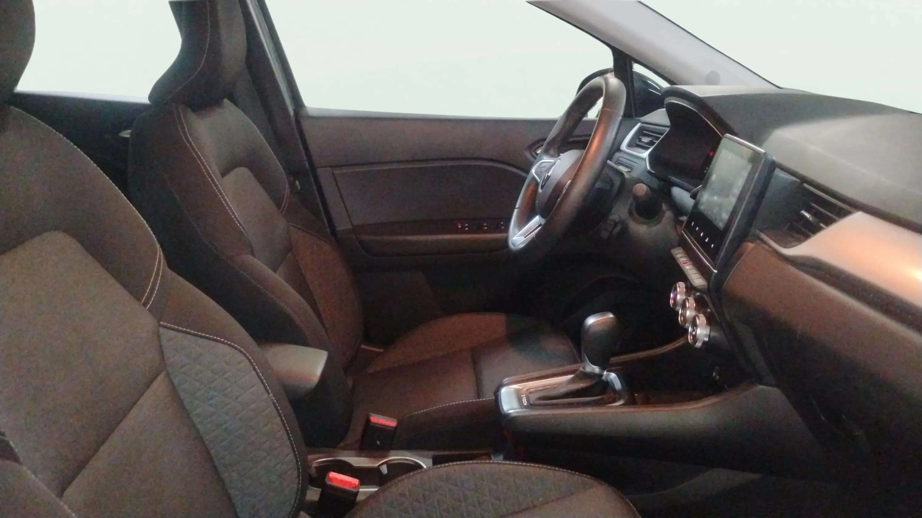Renault Captur evolution E-Tech PHEV - foto 10