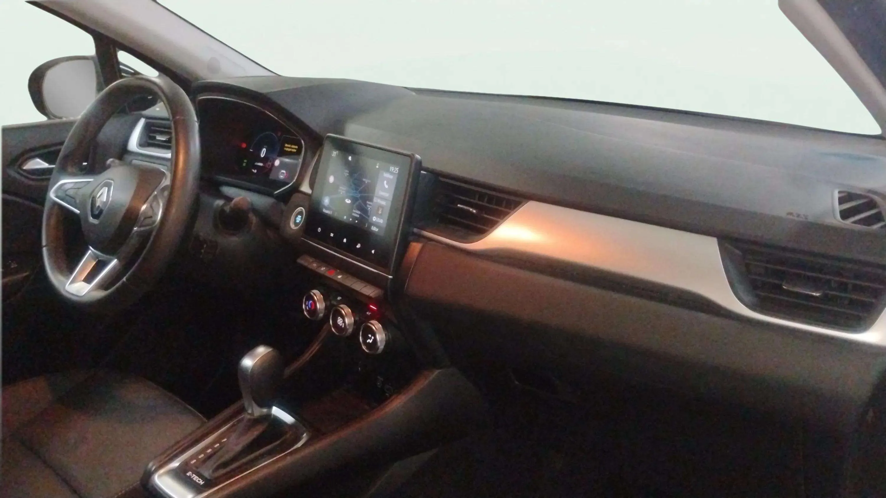 Renault Captur evolution E-Tech PHEV - foto 9