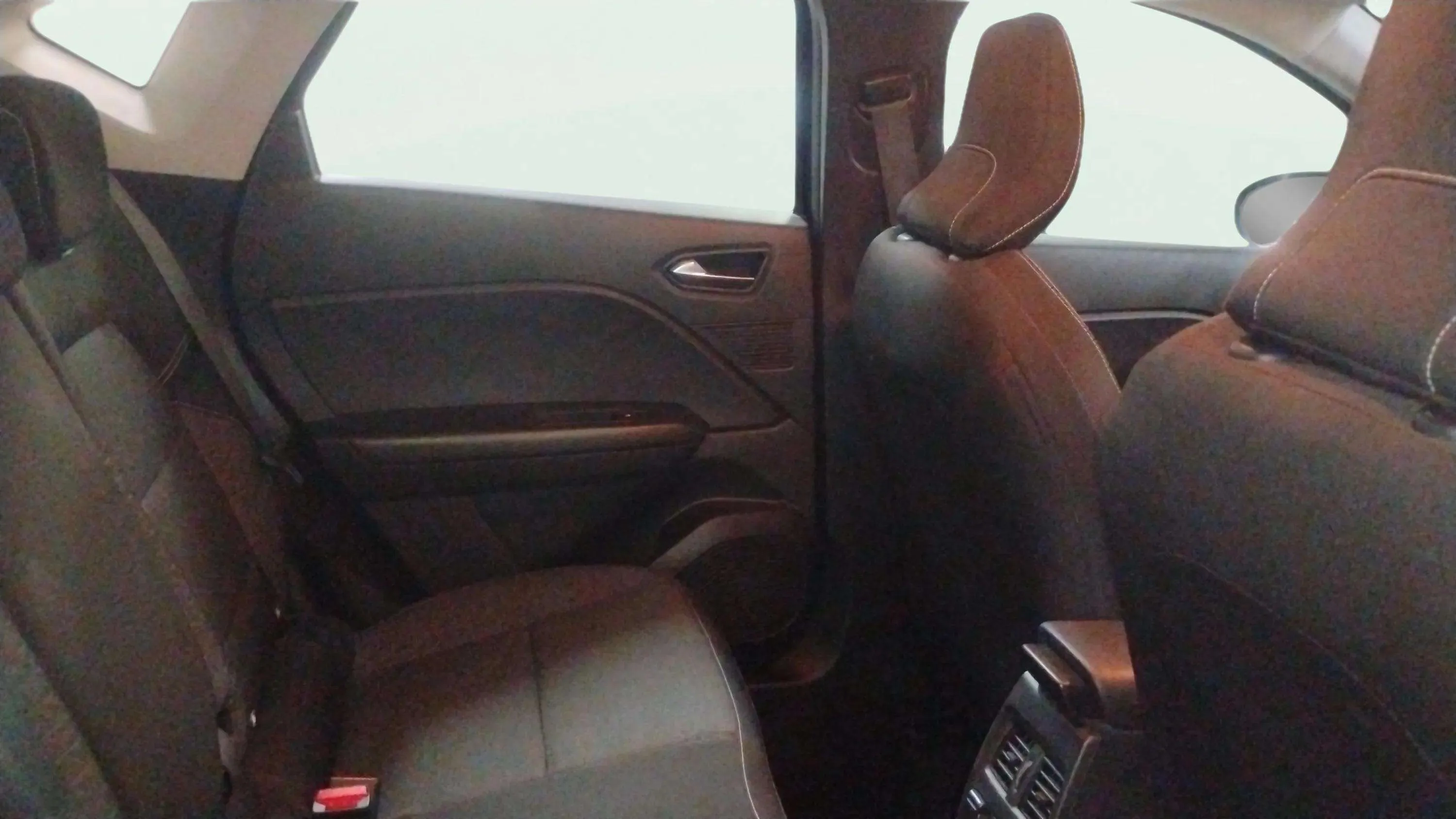 Renault Captur evolution E-Tech PHEV - foto 16
