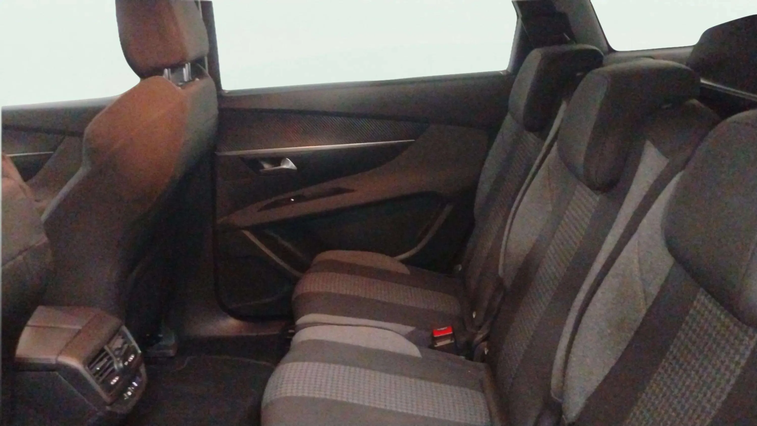 Peugeot 5008 1.5 BlueHDi Active Pack - foto 13
