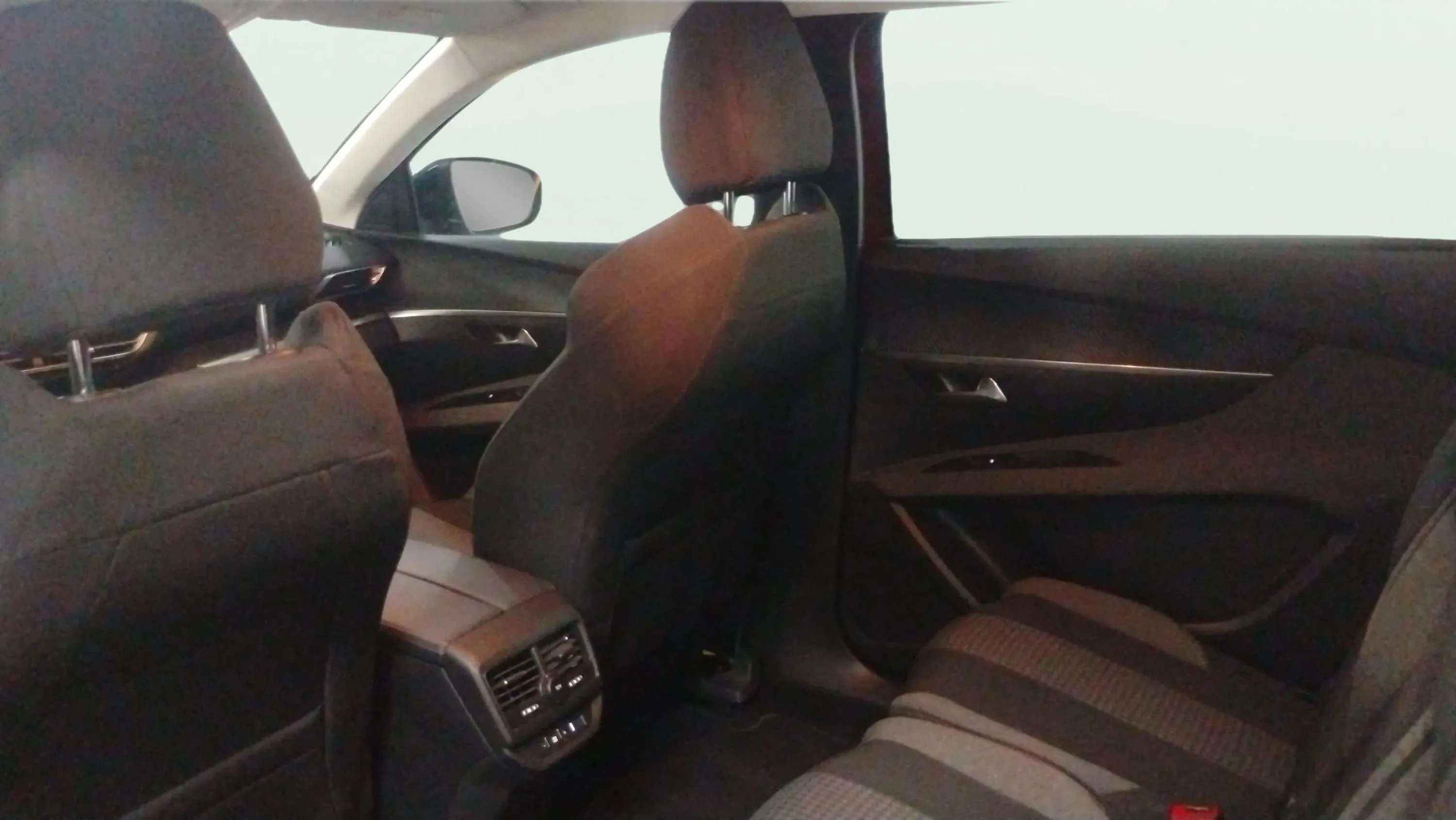 Peugeot 5008 1.5 BlueHDi Active Pack - foto 12