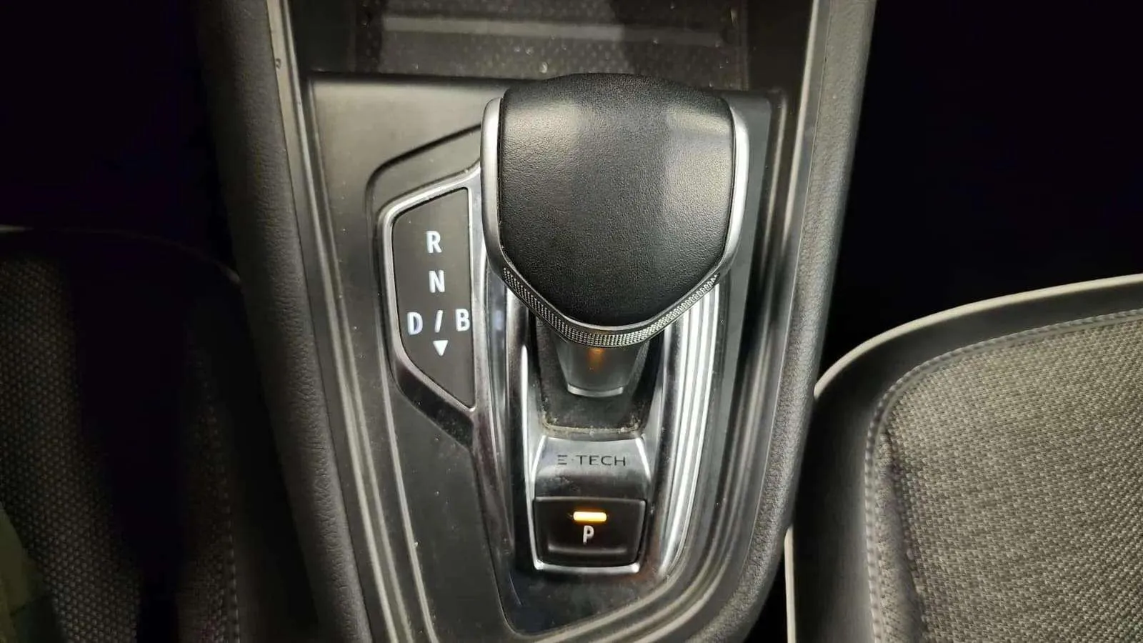 Renault Captur Zen E-Tech Híbrido enchufable - foto 21