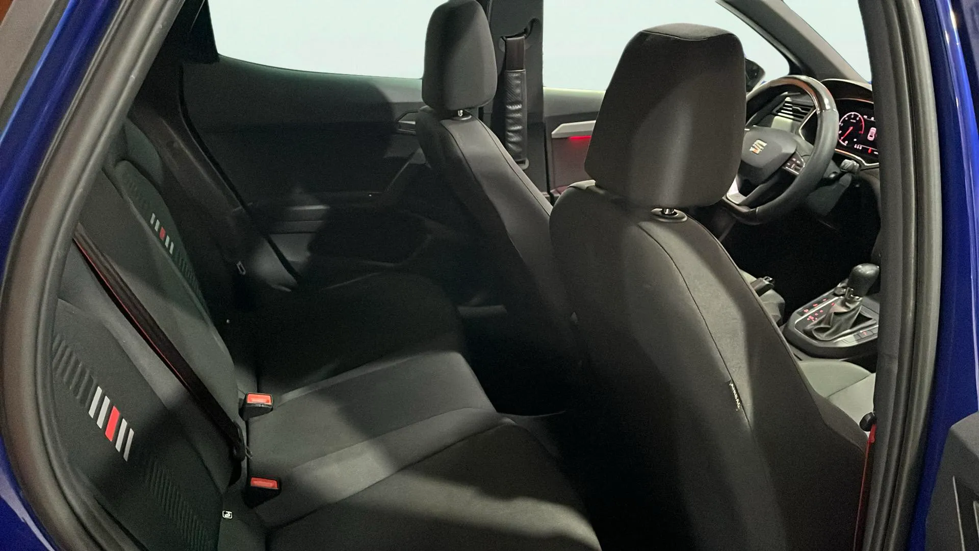SEAT Ibiza 1.0 TSI DSG FR - foto 19