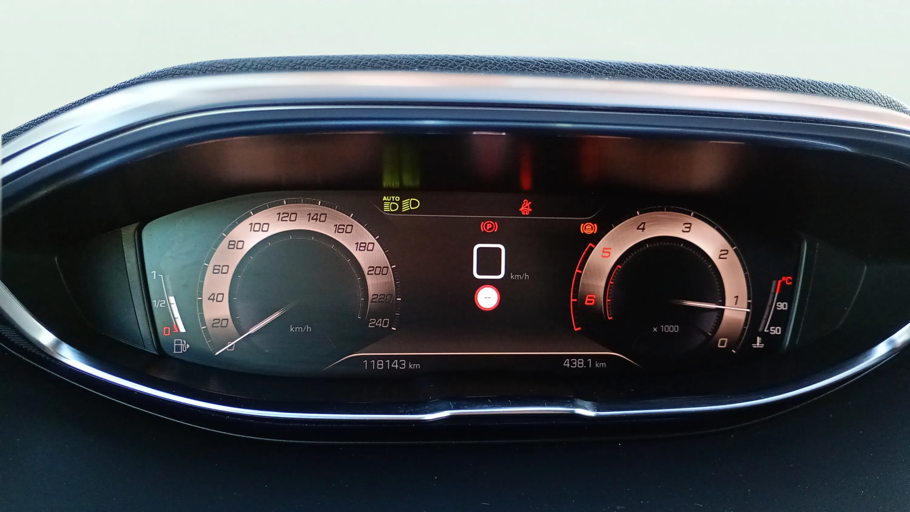 Peugeot 5008 1.5 BlueHDi GT - foto 12