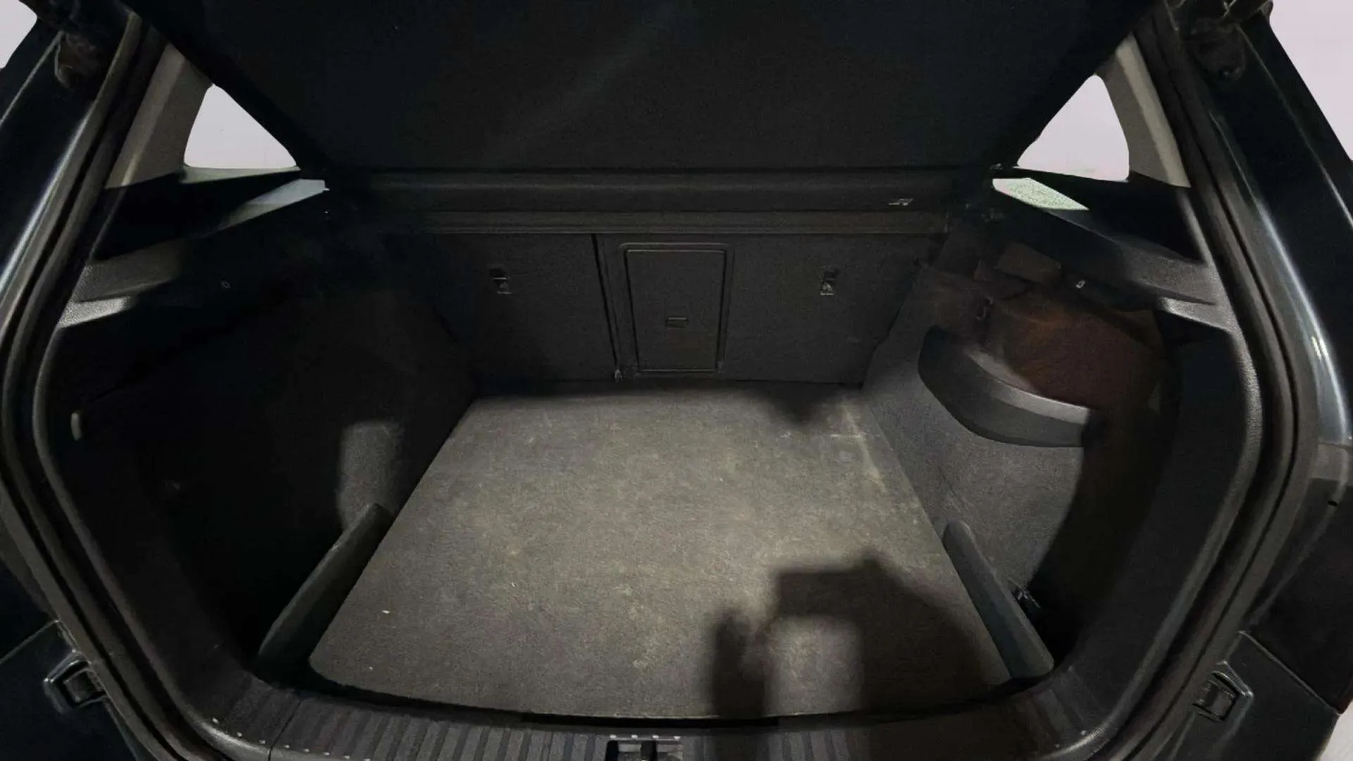 Škoda Karoq 2.0 TDI DSG 4x4 Ambition - foto 29