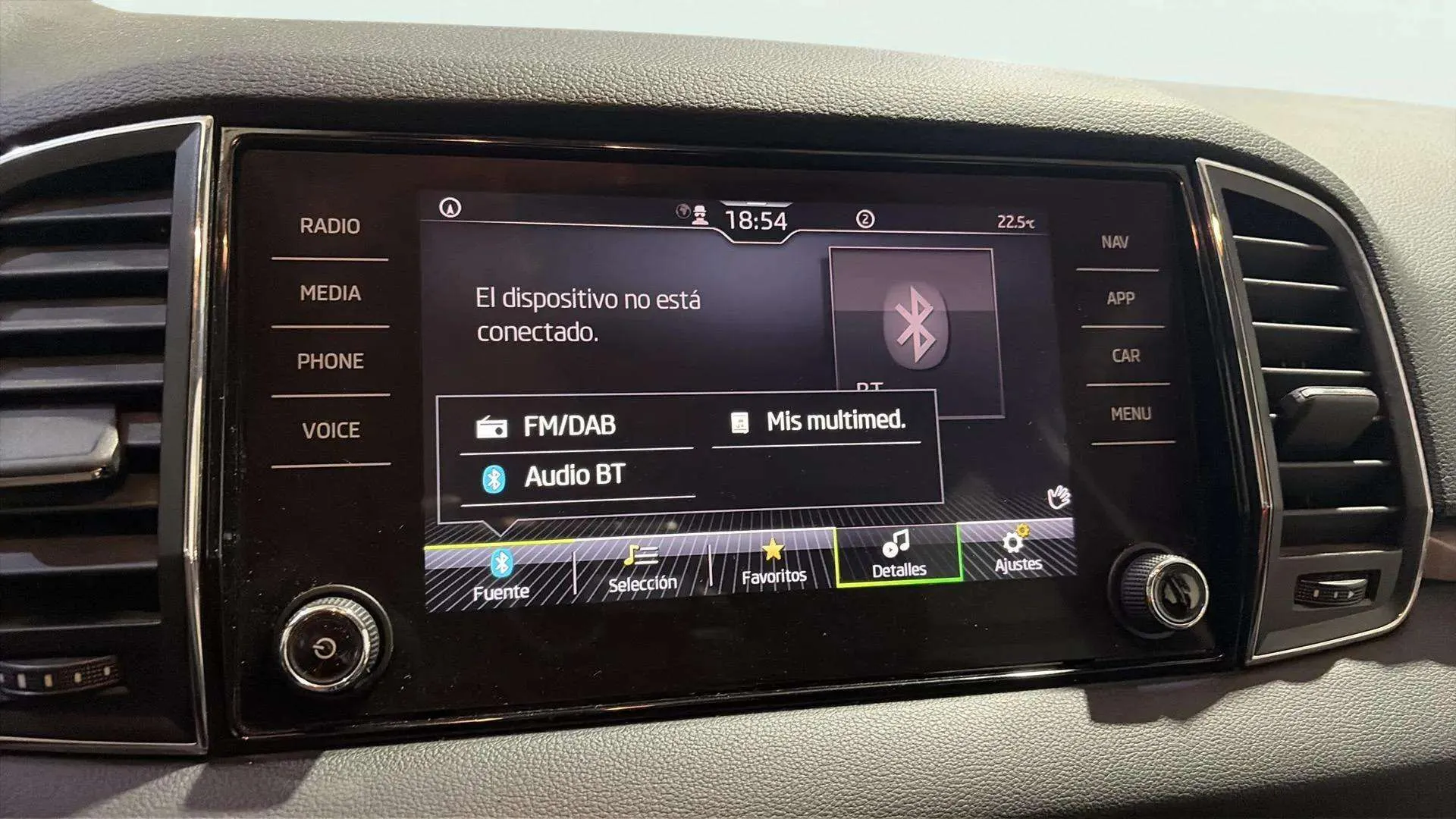 Škoda Karoq 2.0 TDI DSG 4x4 Ambition - foto 18