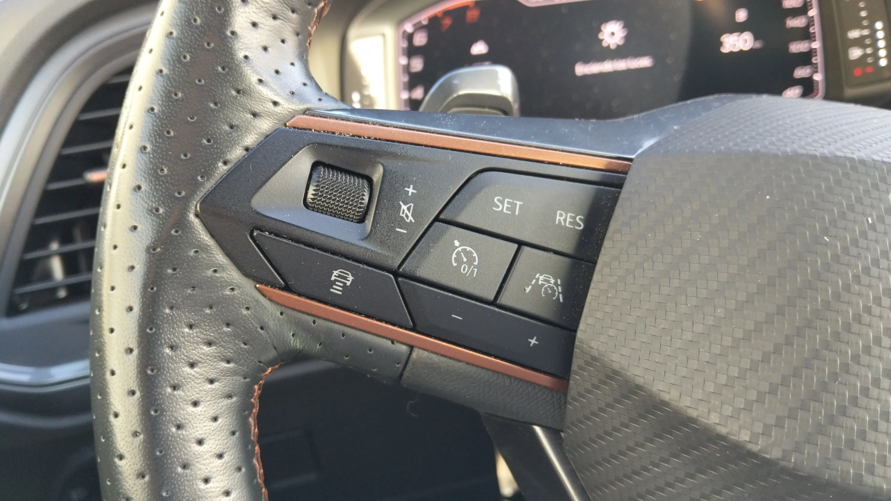 Cupra Ateca 2.0 TSI 4Drive DSG - foto 12