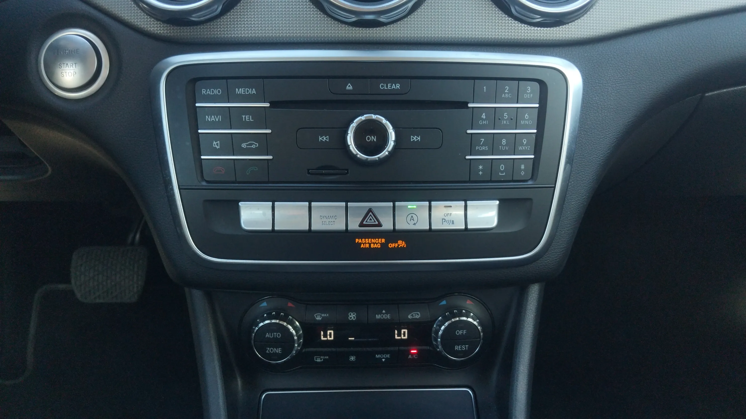 Mercedes-Benz GLA 200 d - foto 18