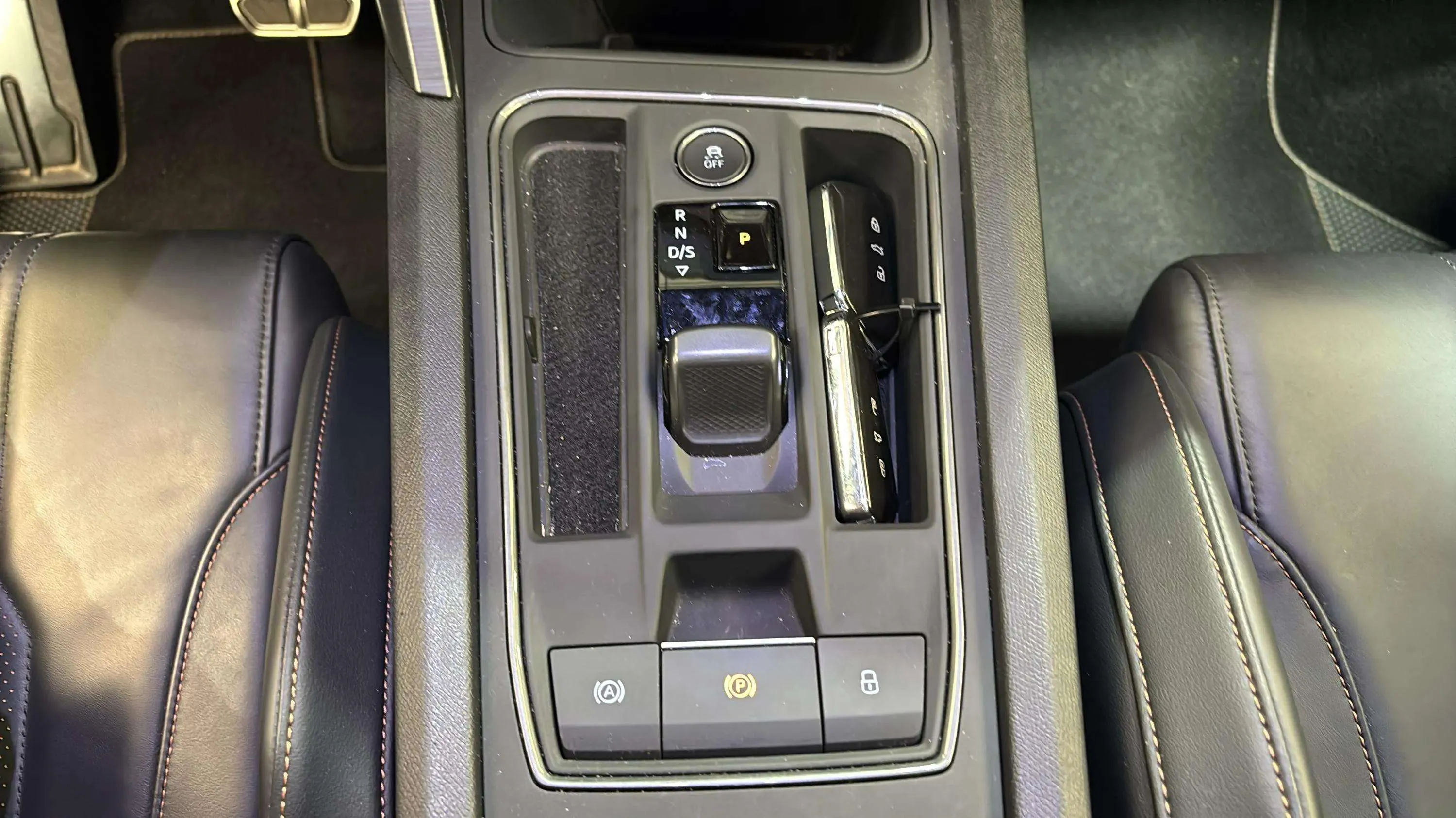 Cupra Formentor 2.5 TSI VZ5 4Drive DSG - foto 15