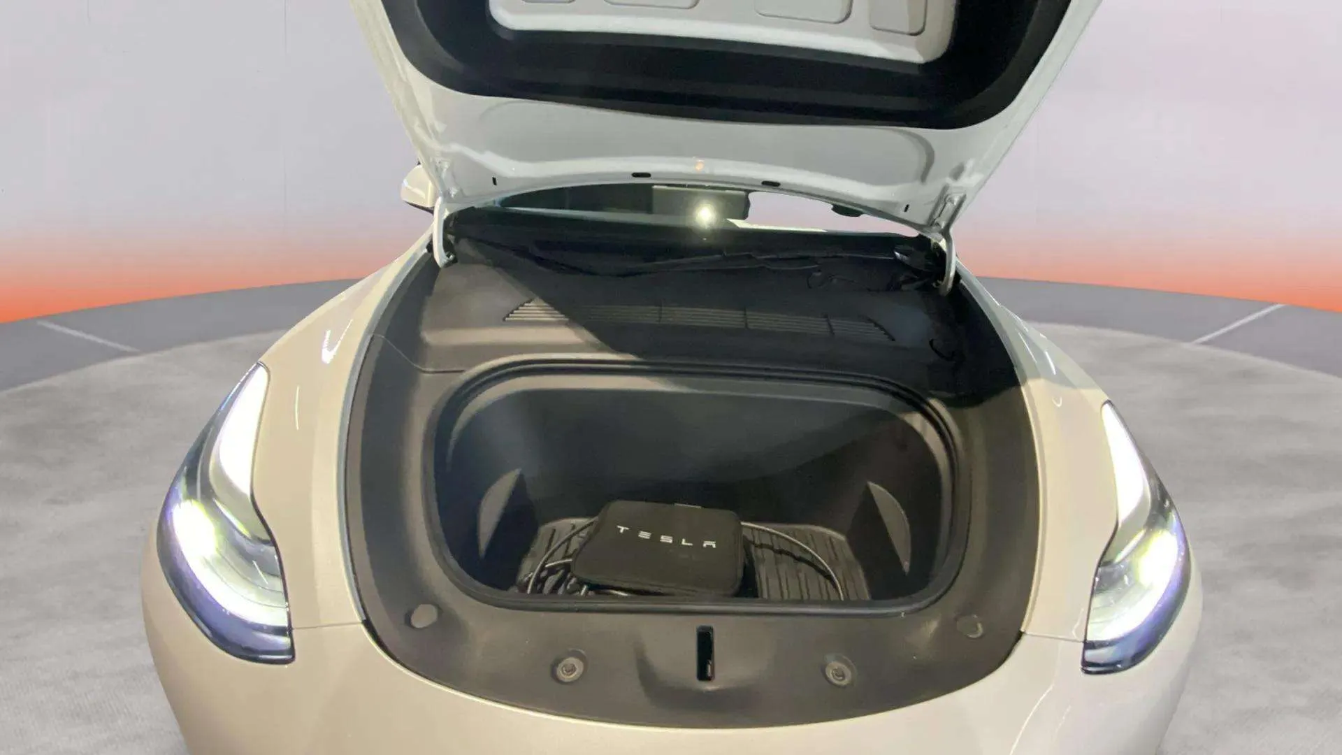 Tesla Model Y Gran Autonomía Tracción Trasera RWD - foto 12