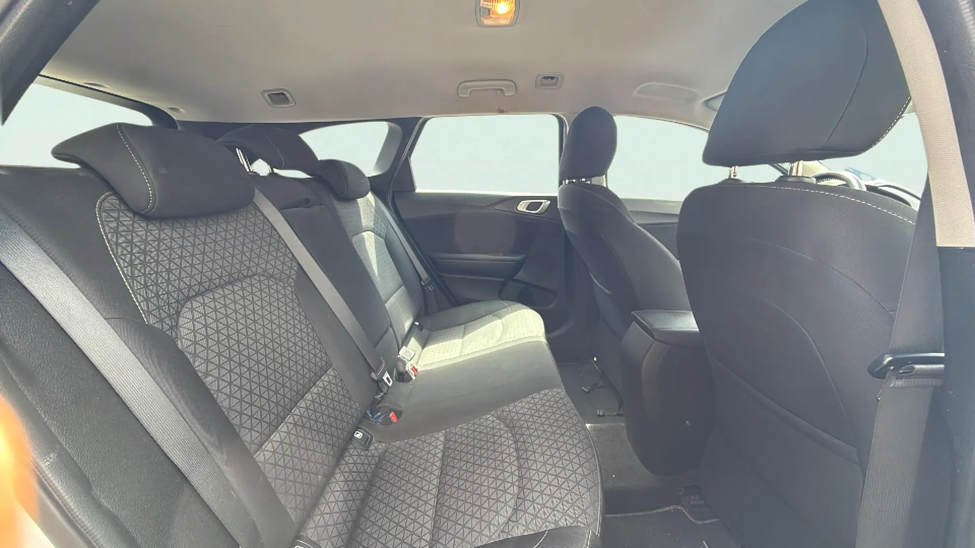 Kia Ceed Tourer 1.6 MHEV iMT Drive - foto 21