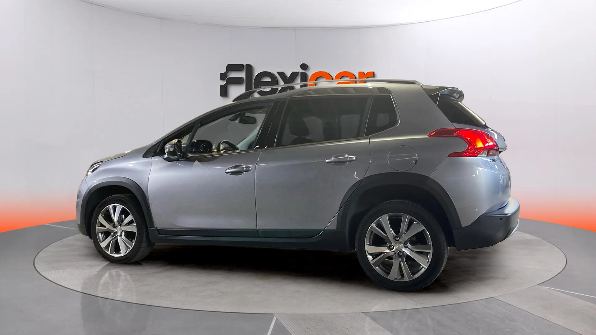 Peugeot 2008 Allure BlueHDi - foto 9