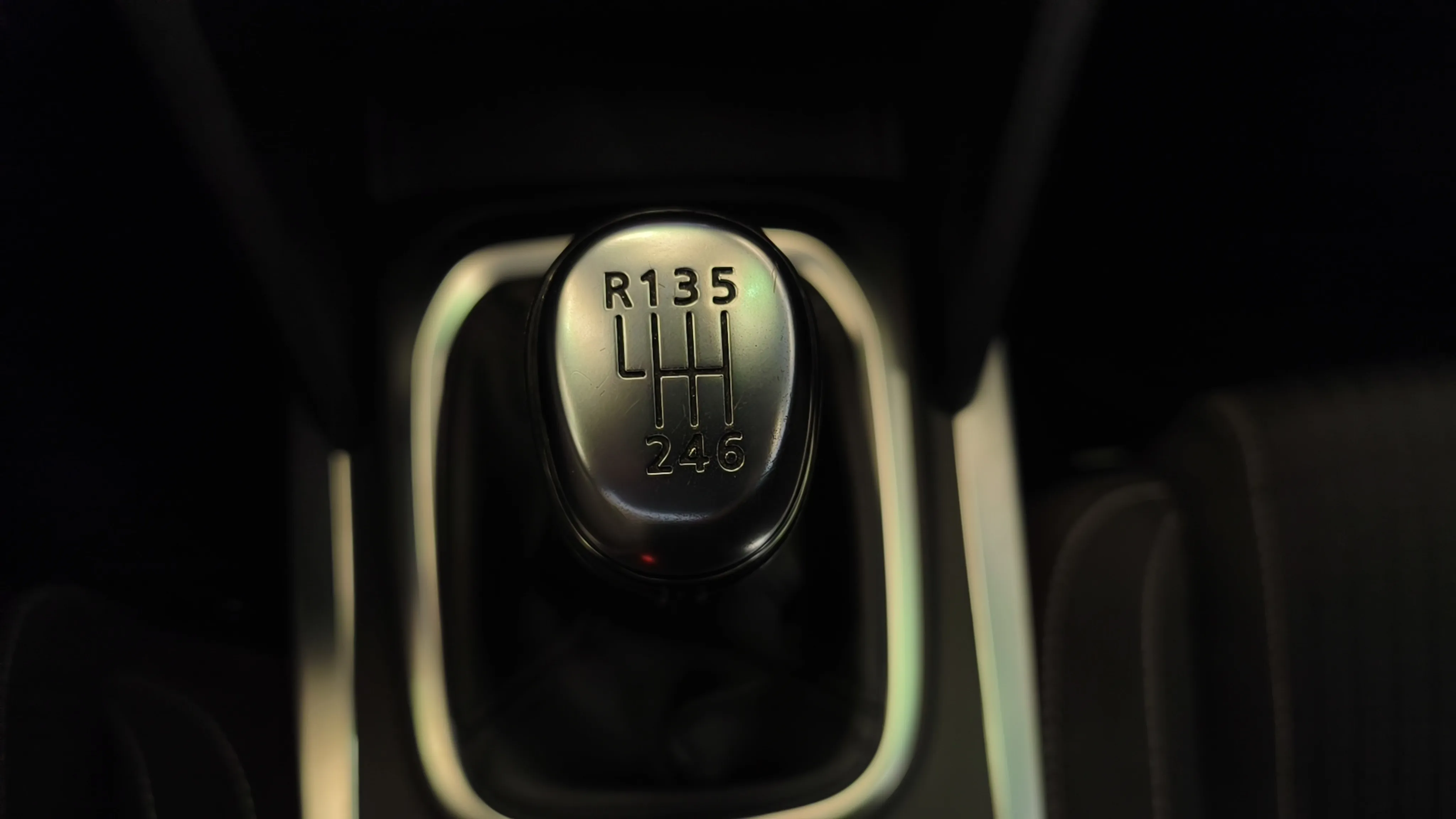 Renault Mégane Zen TCe GPF -SS - foto 35