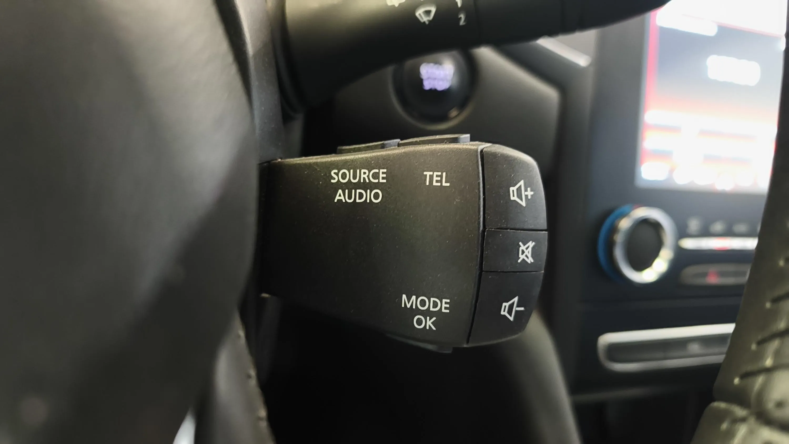 Renault Mégane Zen TCe GPF -SS - foto 23