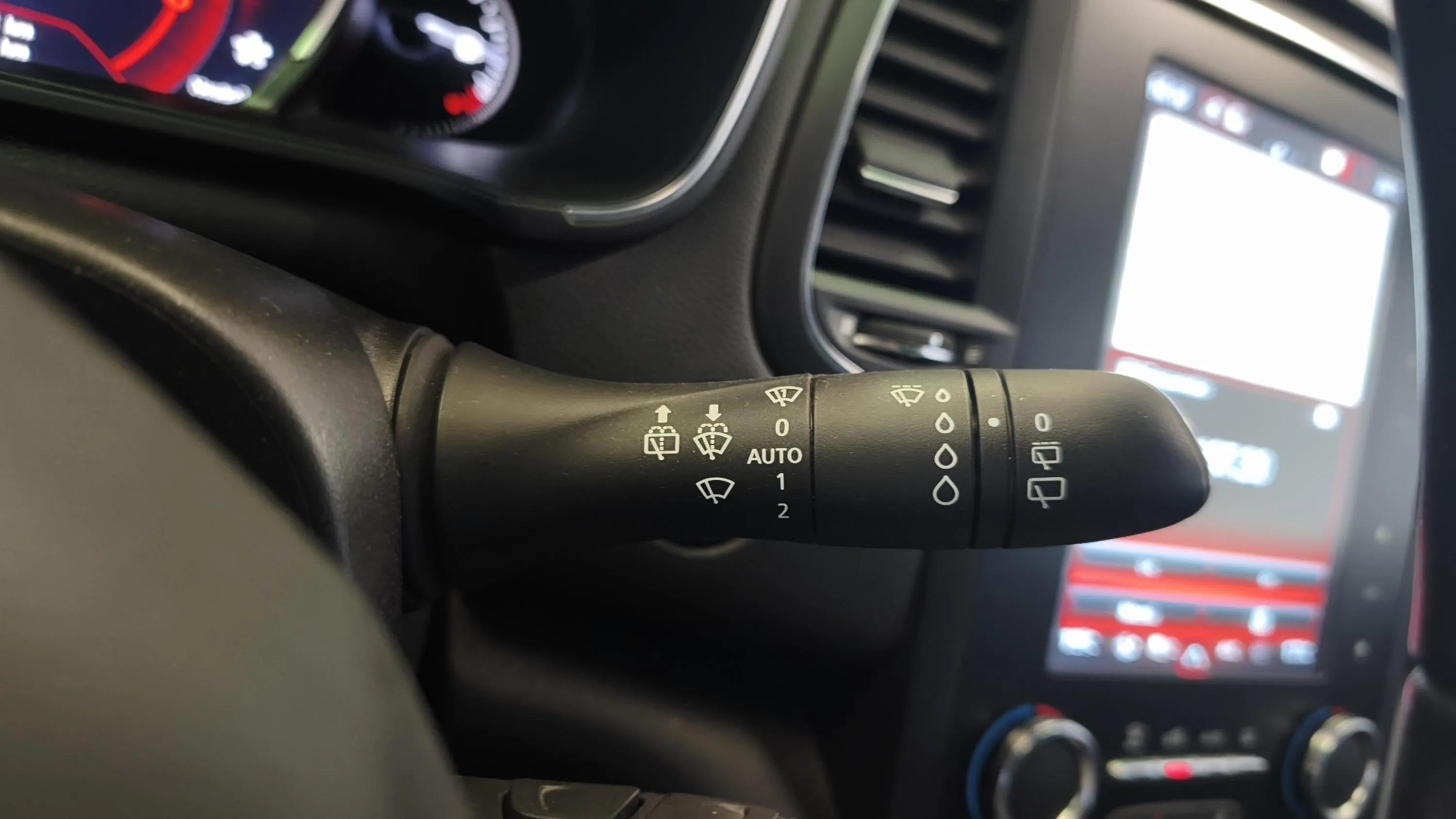 Renault Mégane Zen TCe GPF -SS - foto 22