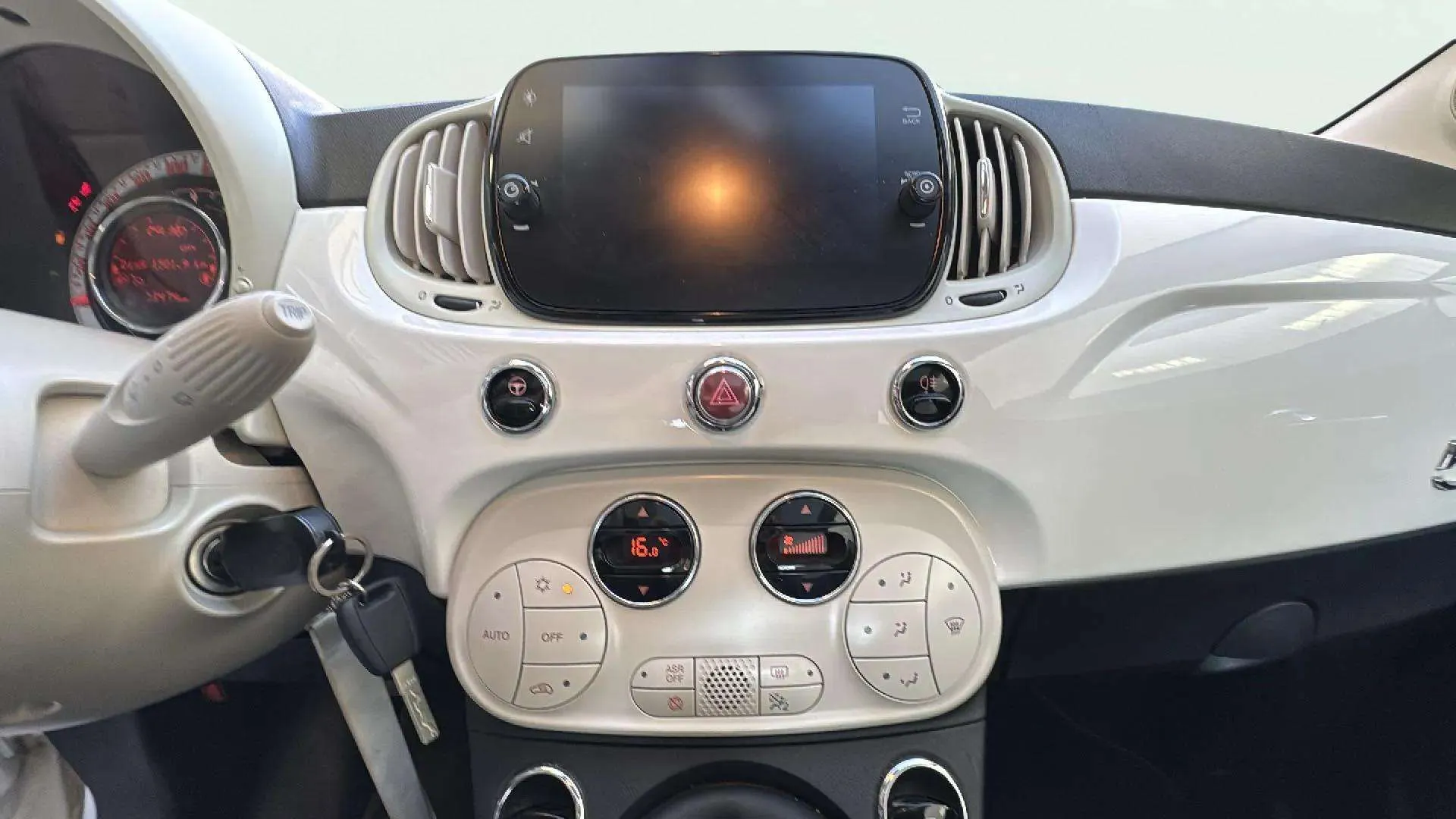 Fiat 500 Connect 1.0 Hybrid - foto 10