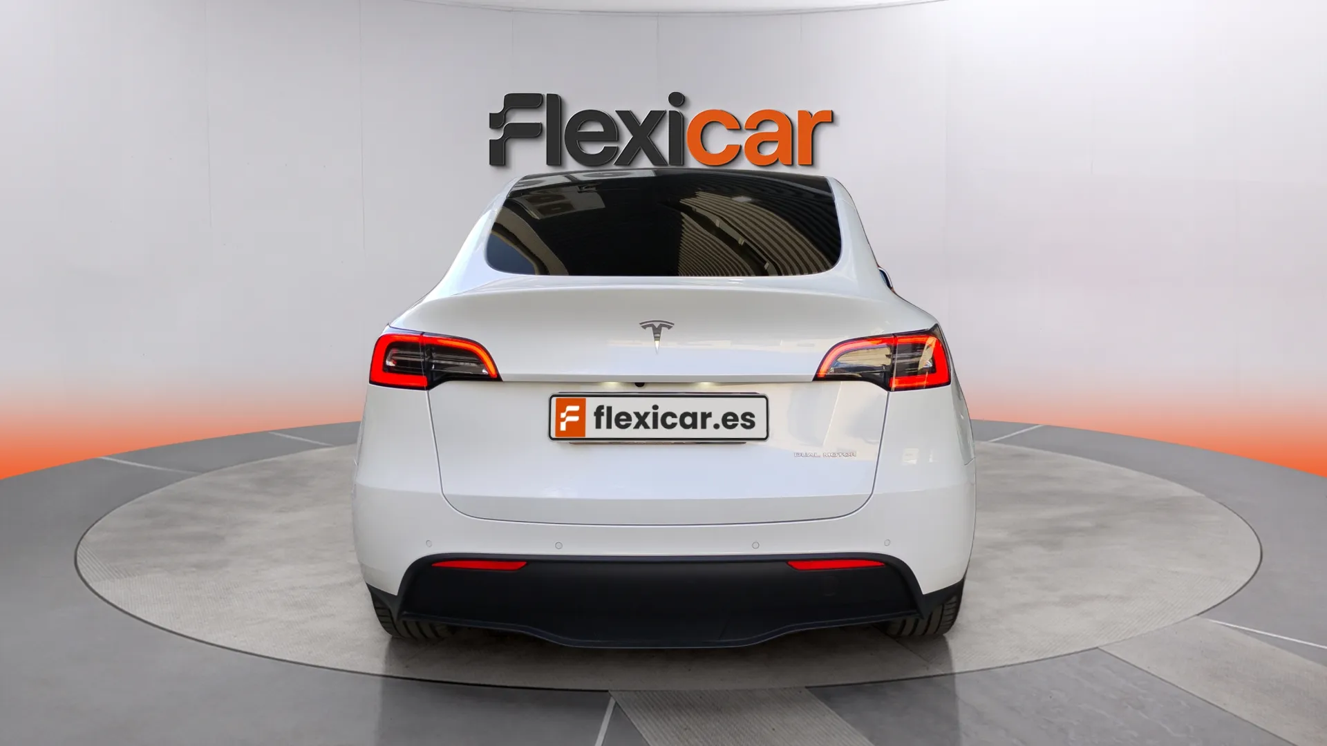 Tesla Model Y Gran Autonomía 4WD - foto 4