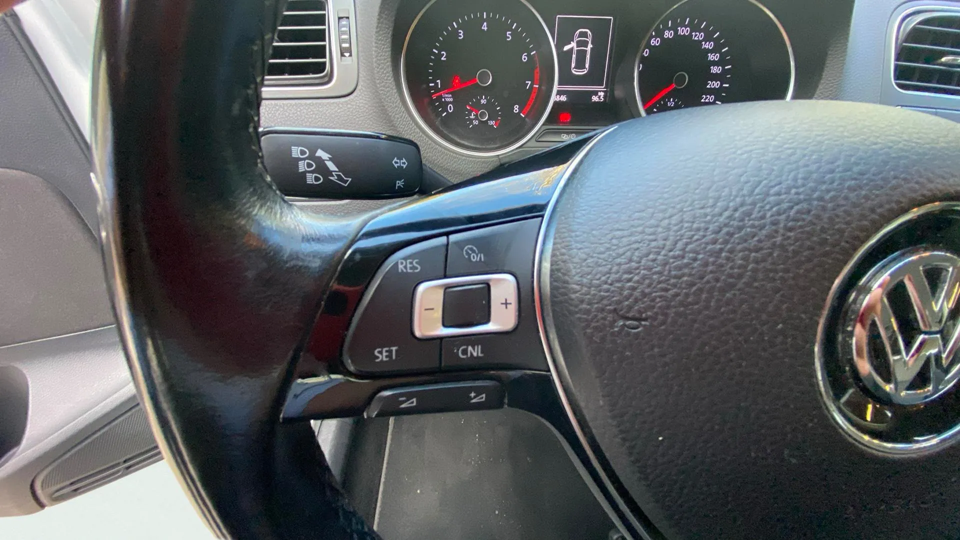 Volkswagen Polo Advance 1.2 TSI BMT - foto 11