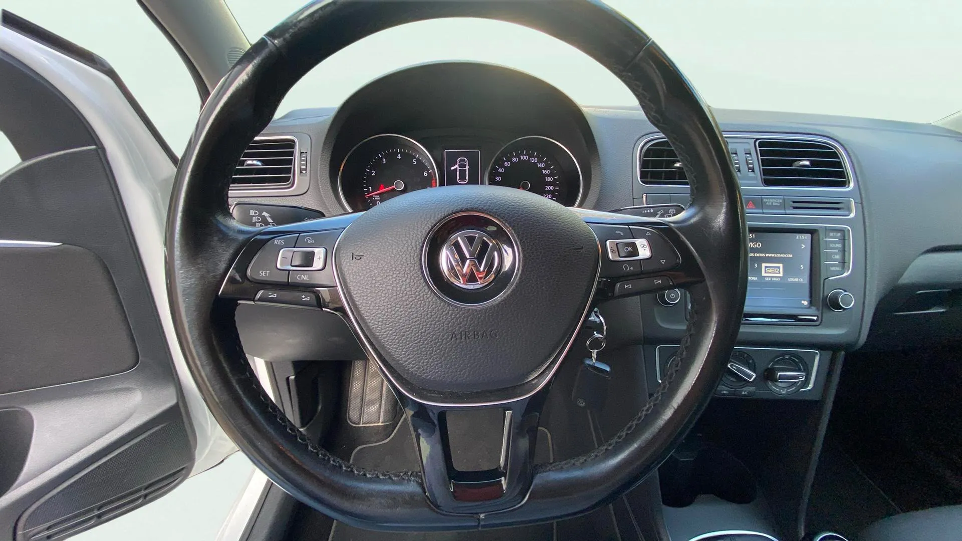 Volkswagen Polo Advance 1.2 TSI BMT - foto 10