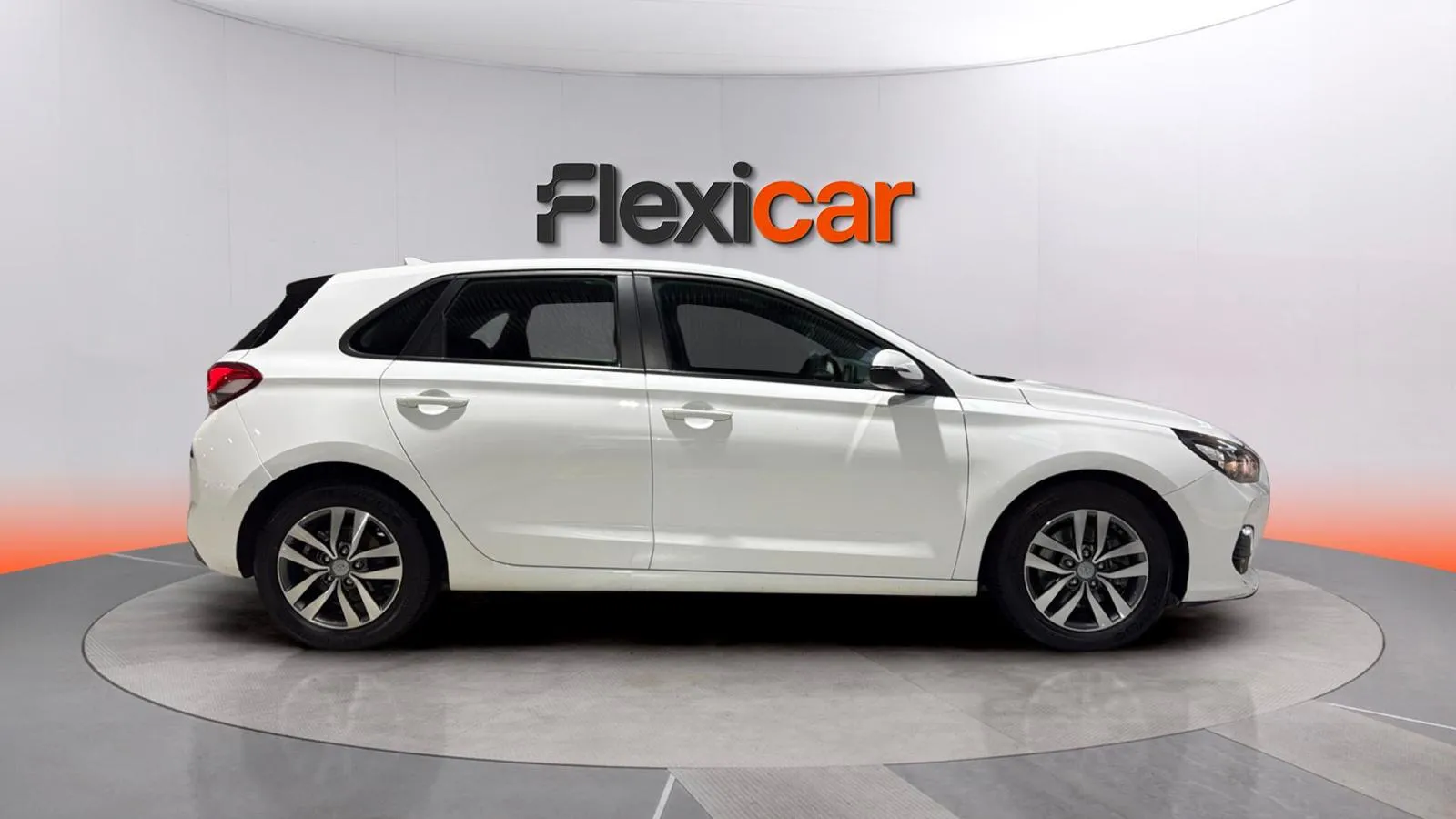 Hyundai i30 1.0 T-GDi Essence - foto 8