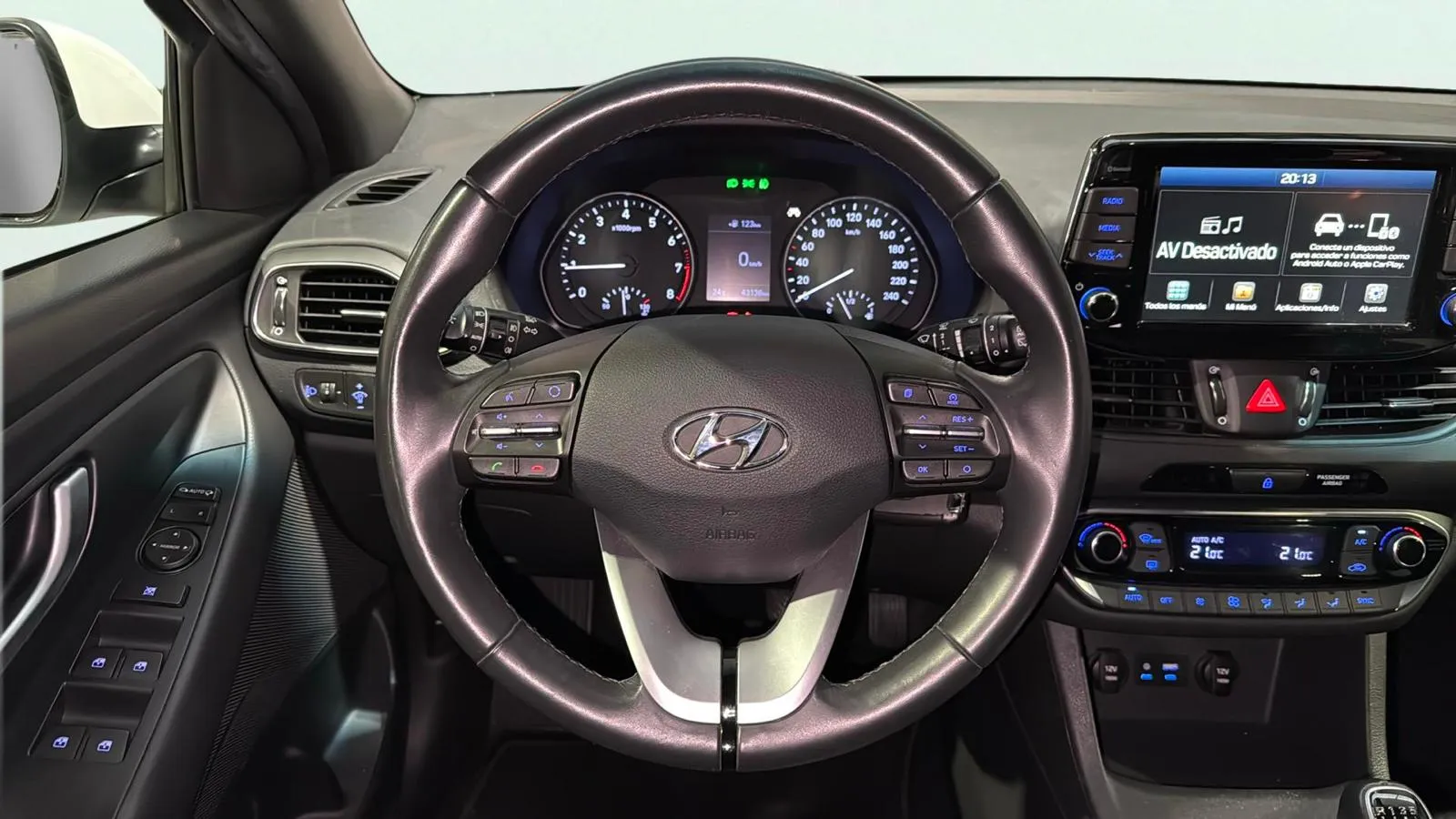 Hyundai i30 1.0 T-GDi Essence - foto 14