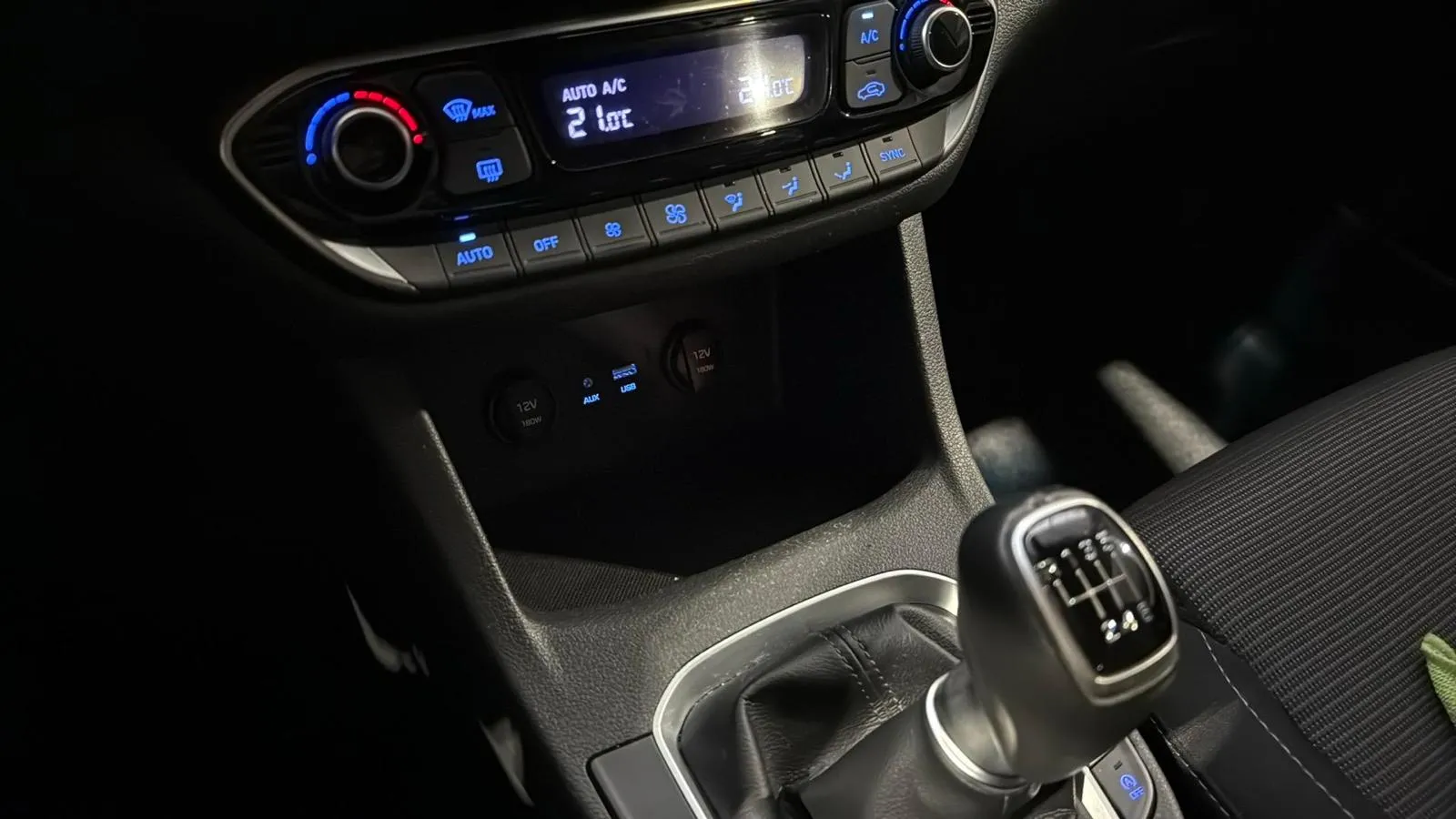Hyundai i30 1.0 T-GDi Essence - foto 20