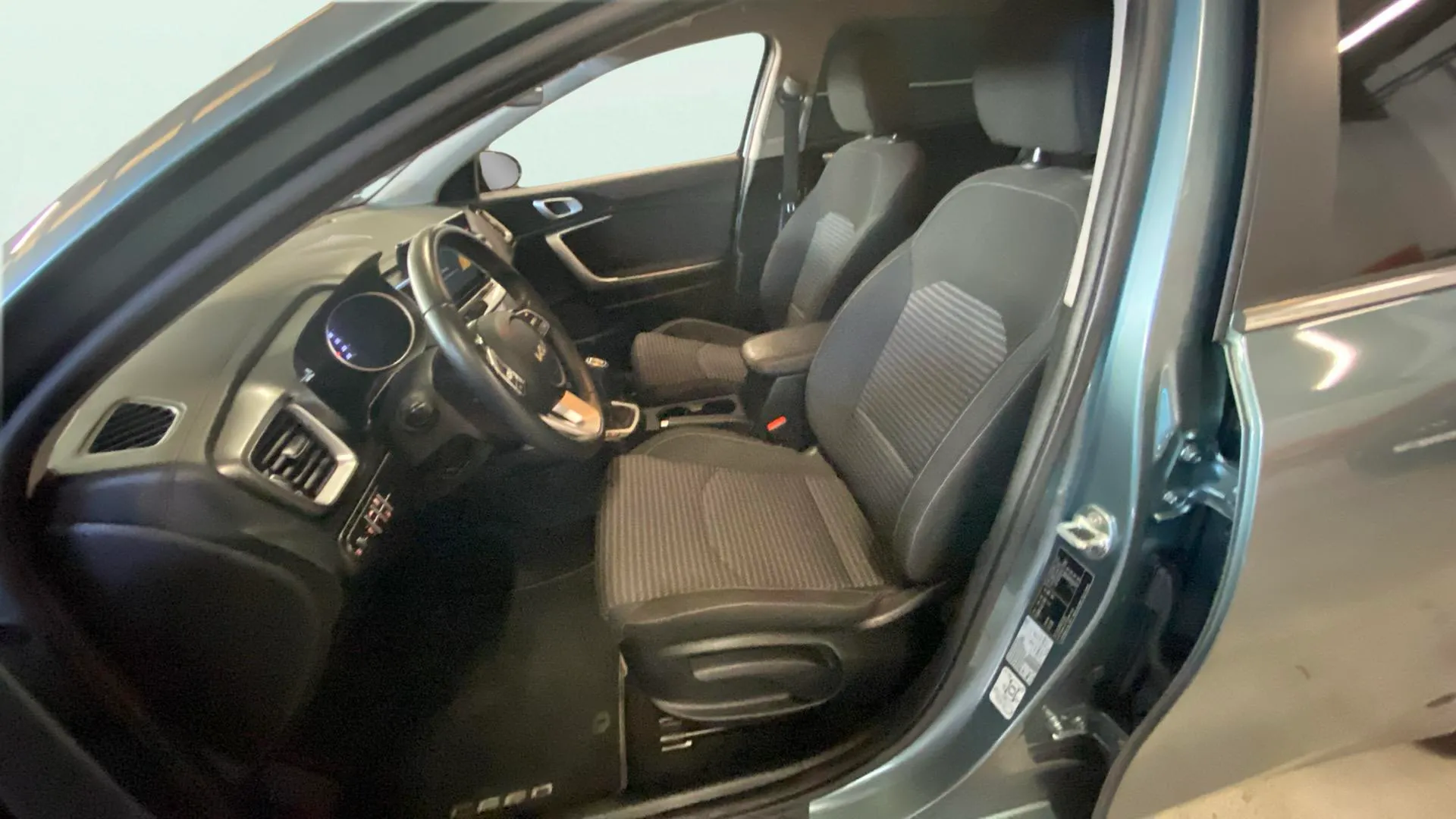 Kia Ceed 1.0 T-GDi Drive - foto 10