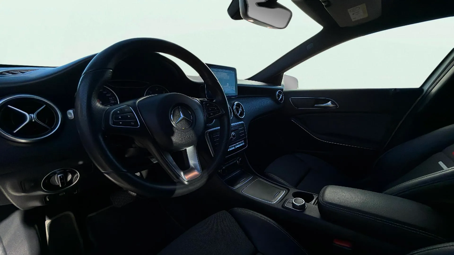 Mercedes-Benz Clase A A 200 d AMG Line - foto 16