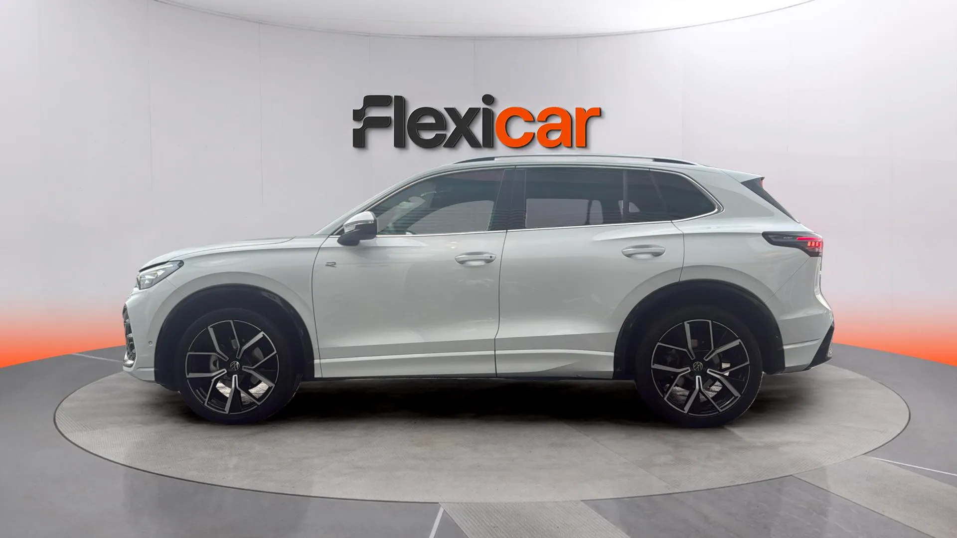 Volkswagen Tiguan "Más" 1.5 eTSI DSG - foto 4