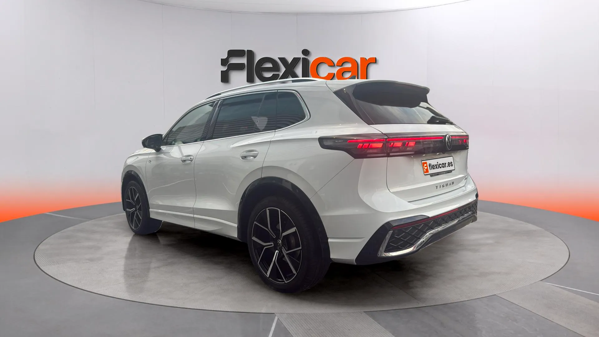 Volkswagen Tiguan "Más" 1.5 eTSI DSG - foto 5
