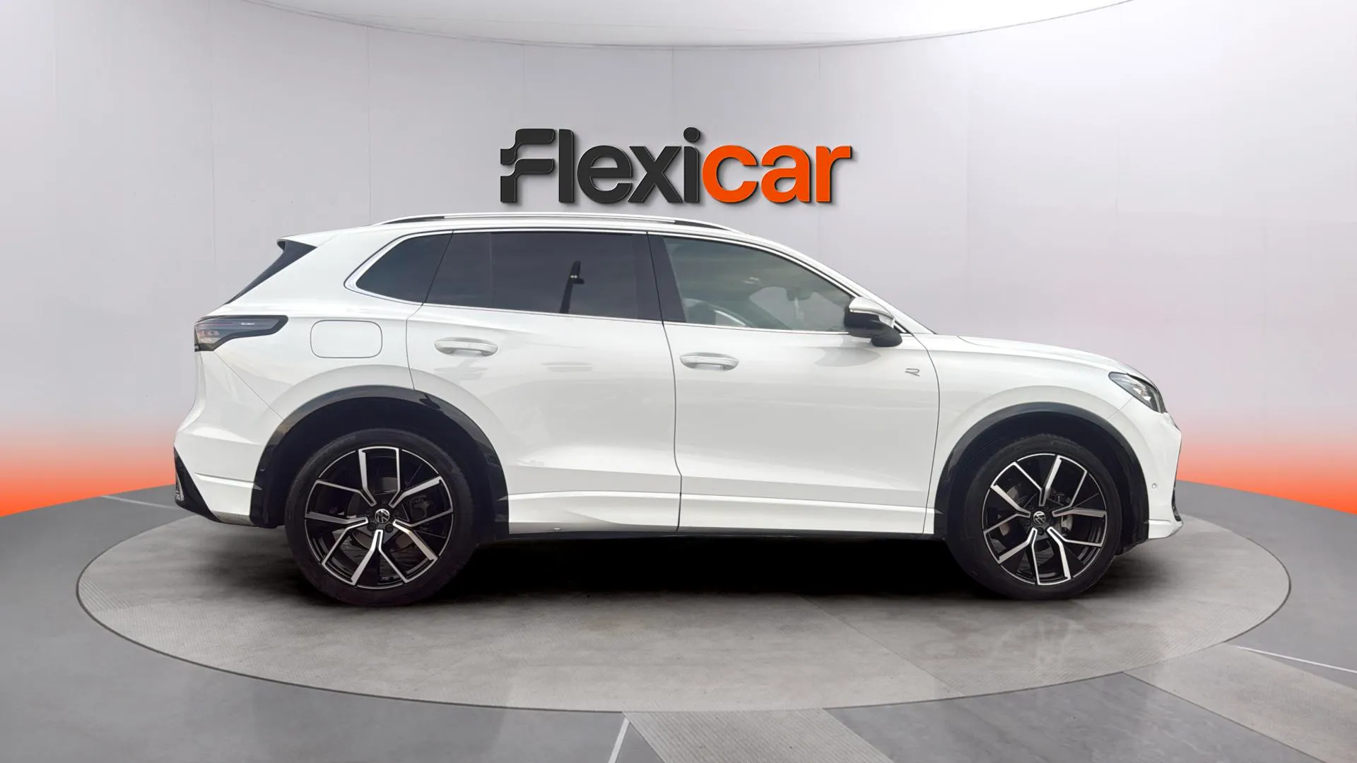 Volkswagen Tiguan "Más" 1.5 eTSI DSG - foto 8