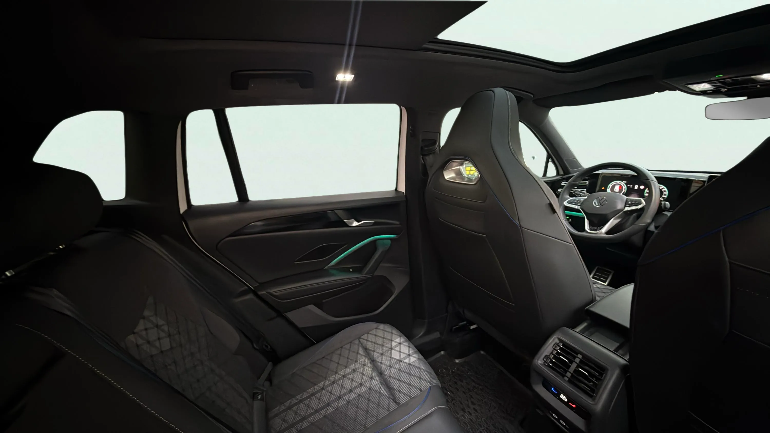 Volkswagen Tiguan "Más" 1.5 eTSI DSG - foto 26