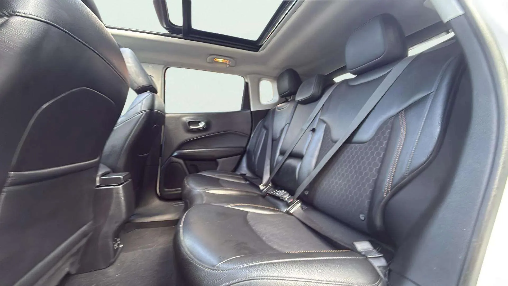 Jeep Compass 1.4 Mair Limited 4x2 - foto 19