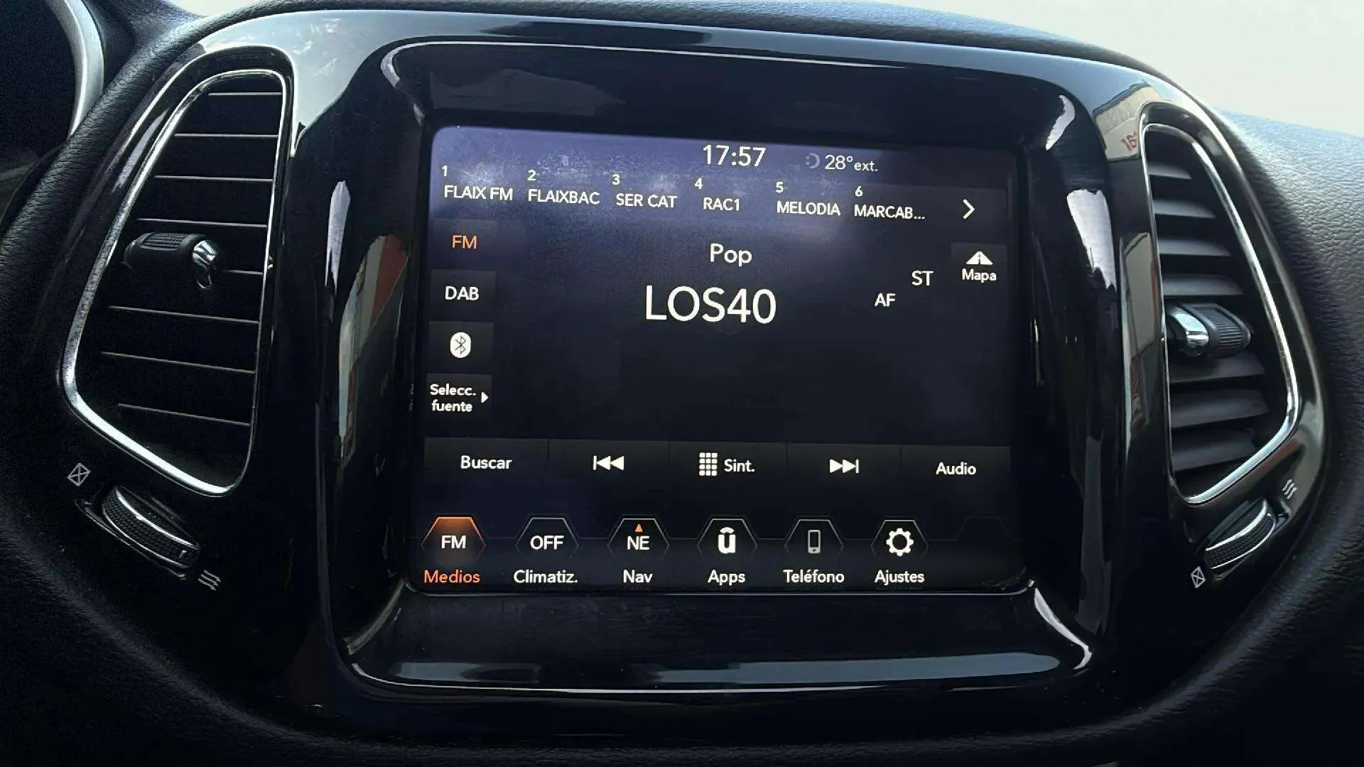 Jeep Compass 1.4 Mair Limited 4x2 - foto 13