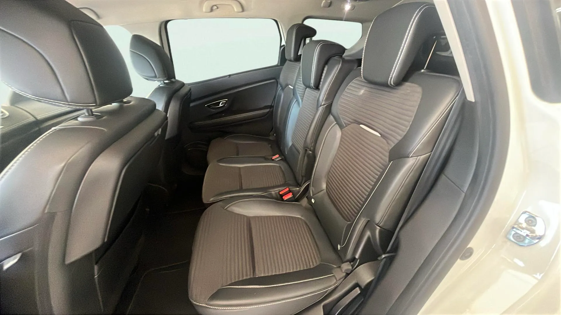 Renault Grand Scénic Limited Energy TCe E6 - foto 13